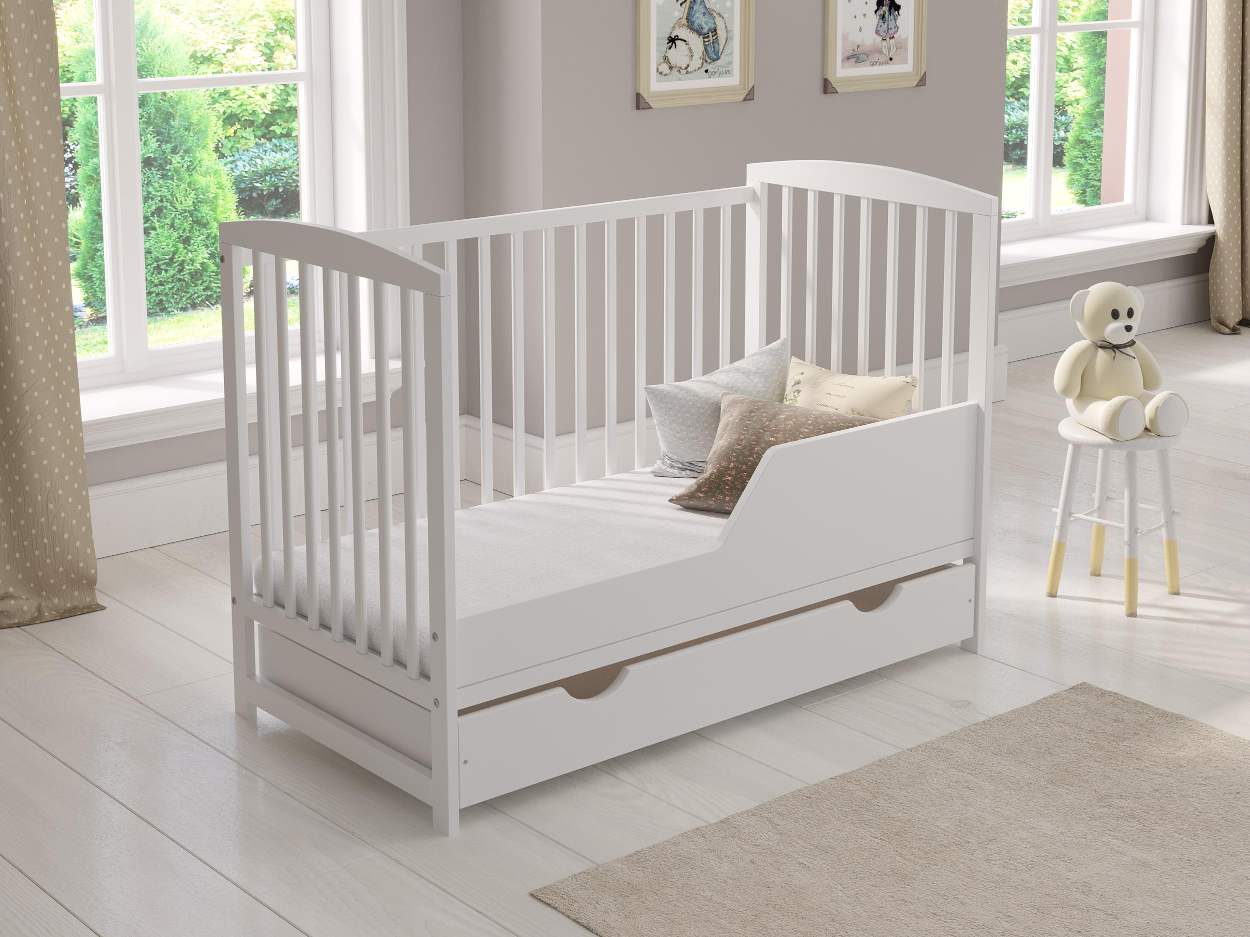 Love For Sleep Lit Bébé Évolutif en Bois Blanc 120x60 cm avec Matelas en Mousse, Tiroir, Barrière de Sécurité et Protections en Silicone – Lit Transformable pour Fille ou Garçon – Modèle Jacob