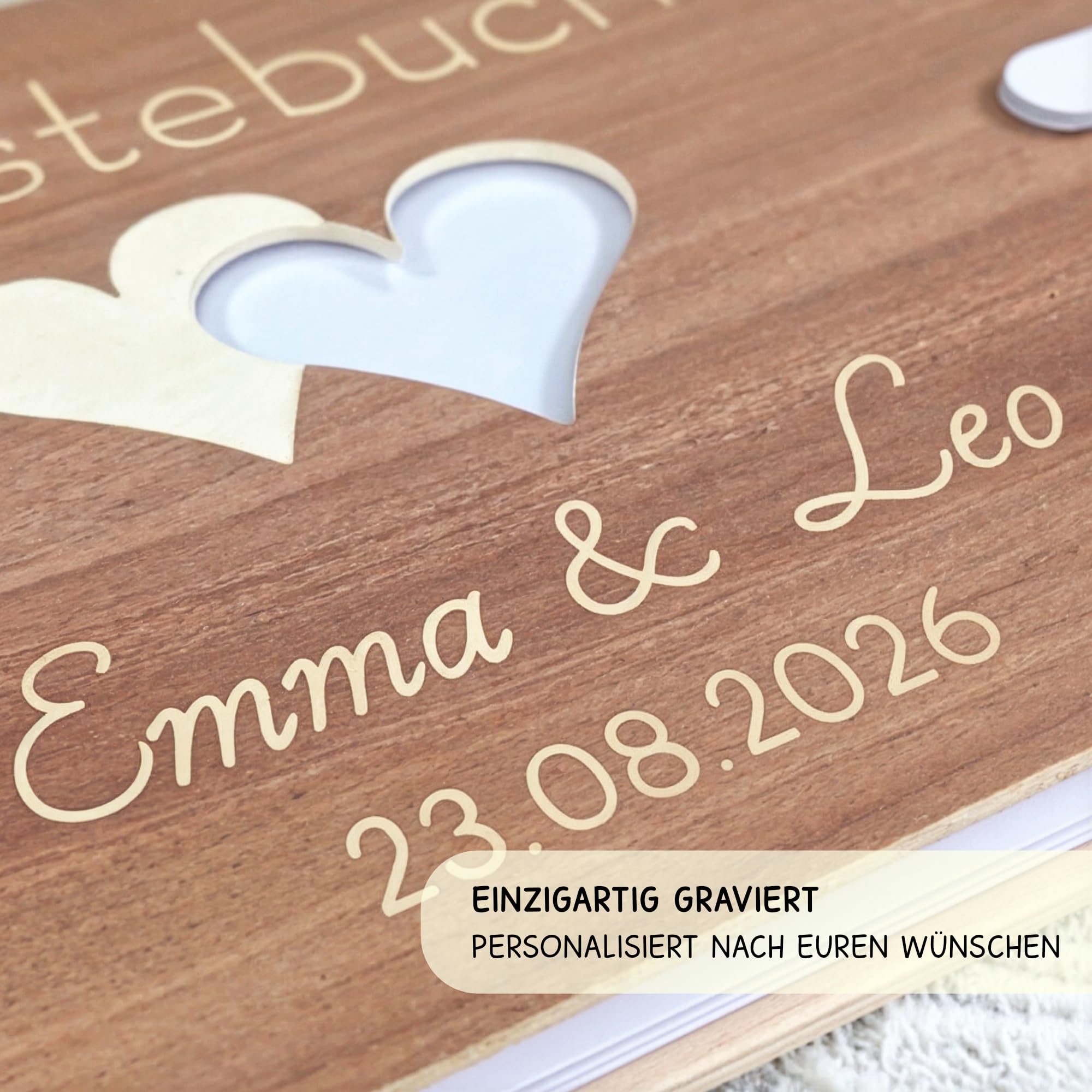 Großes Hochzeitsgästebuch aus Holz mit personalisierter Gravur & Lederverschluss – Edles DIN A4 Hochzeitsbuch mit 100 Seiten Blanko Papier – Personalisiertes Erinnerungsbuch für Fotos