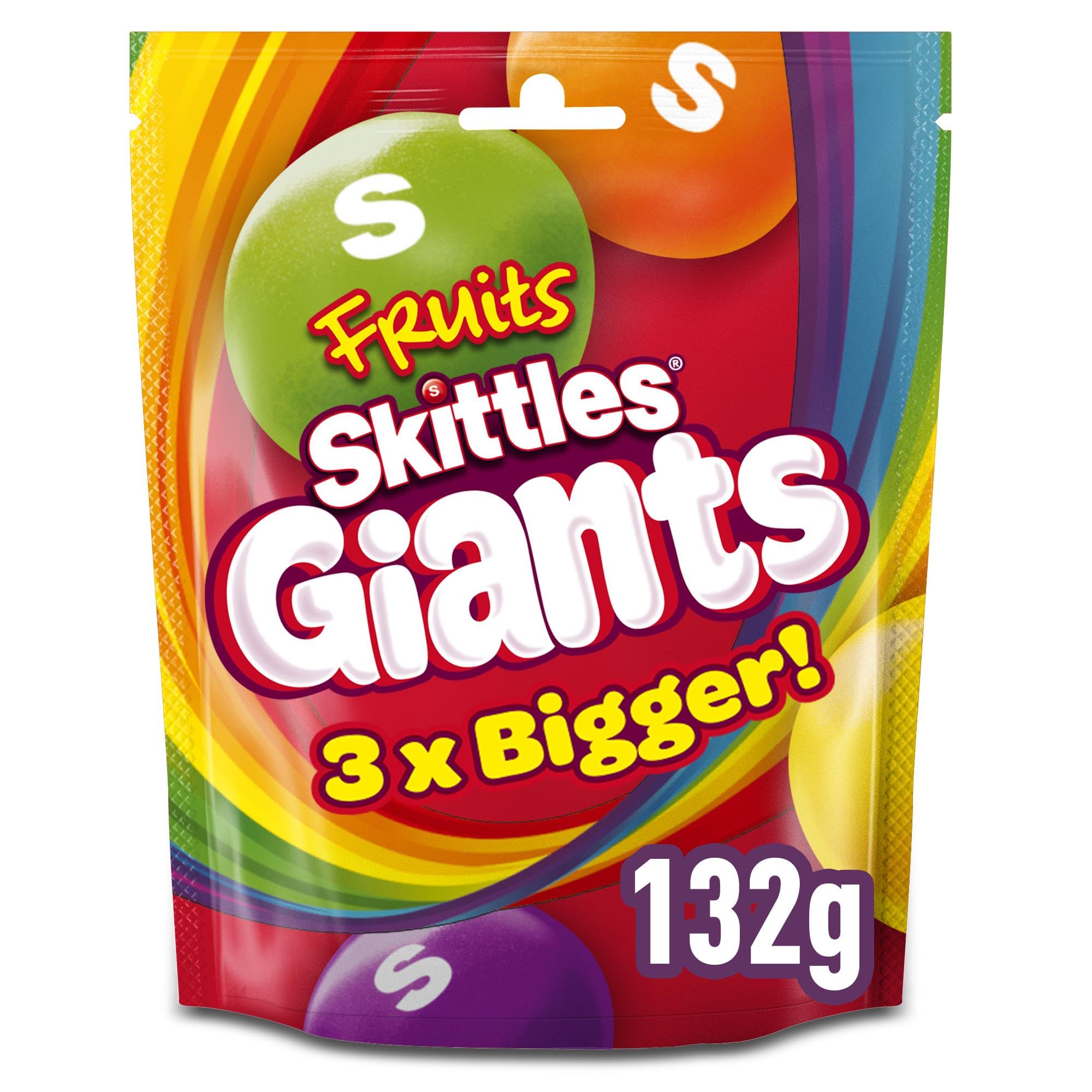 Skittles Giants Fruit Flavoured 132g Sweets Bag | 3x Bigger Vegan Sweets & Candy | Chewy Sharing Snacks for Movie Night, On-The-Go Snacks, Treats and Sharing Bag
