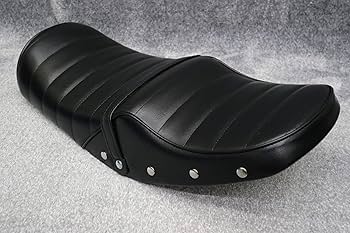 Amazon | RZ250 タックロール シート 黒皮 鋲打ち | シート本体