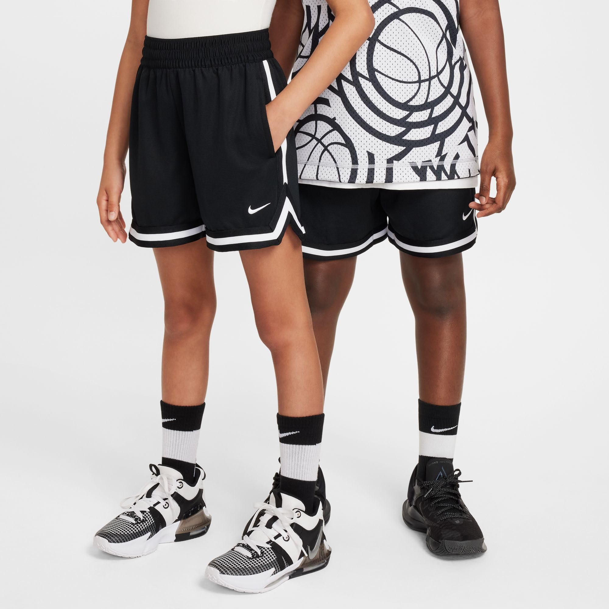Nike - B Nk DF Dna 24 Short 5in, Shorts da Basket Bambini e Ragazzi
