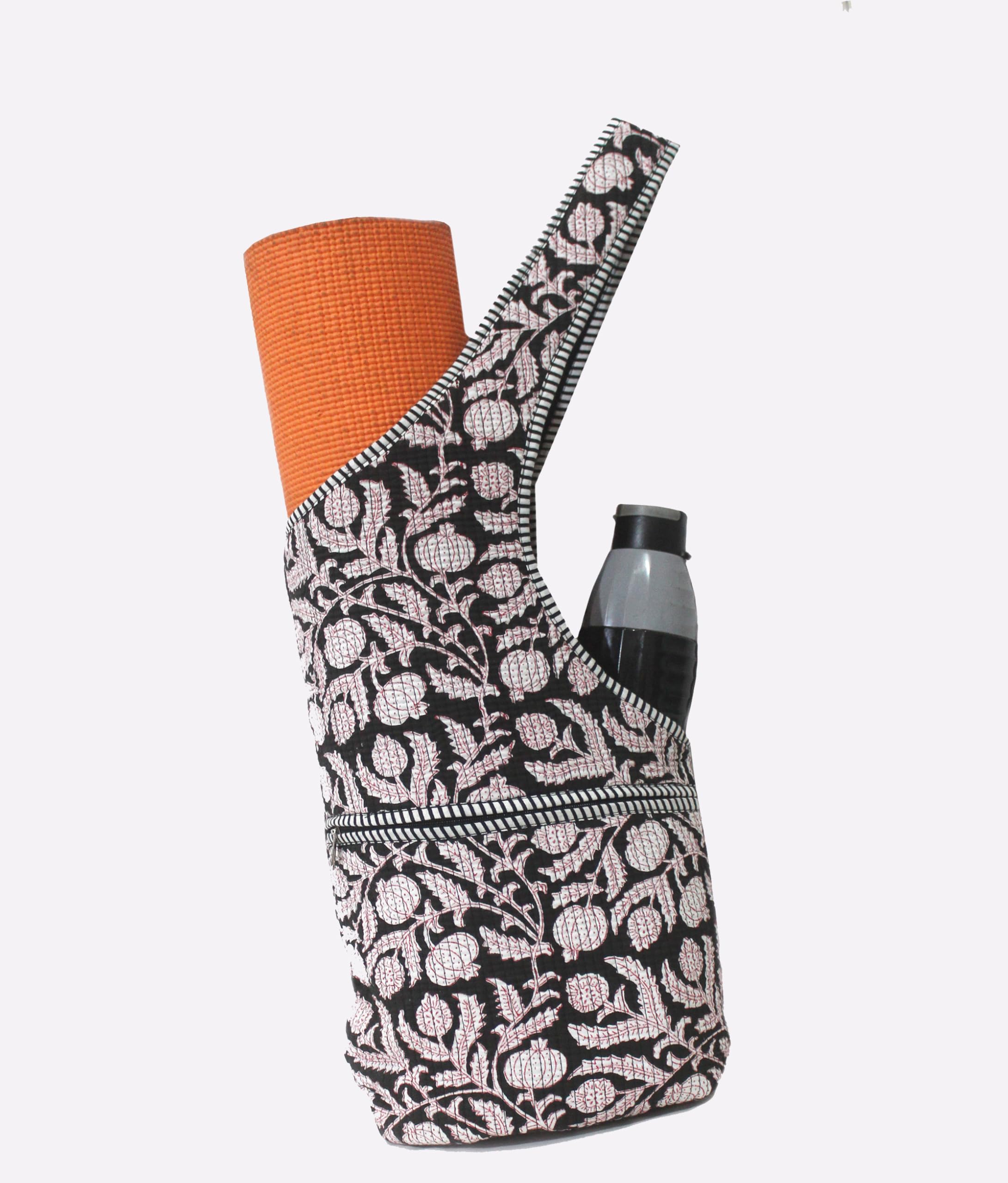 INDIAN CRAFT CASTLE Yoga Mat Bag | Tote Mat Bag | Sling Yoga Tote w/Large Side Pocket & Zipper Pocket | Yoga Mat Carrier Fits Most Size Mats (Black & Pink)