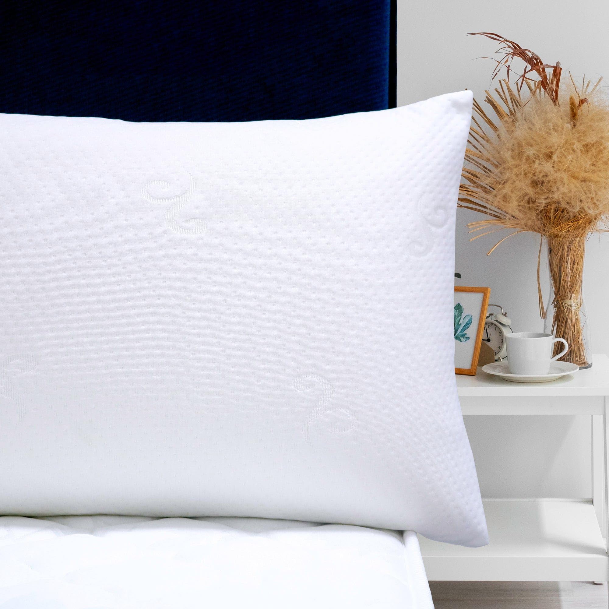 Standard Breatheasy Memory Foam Pillow
