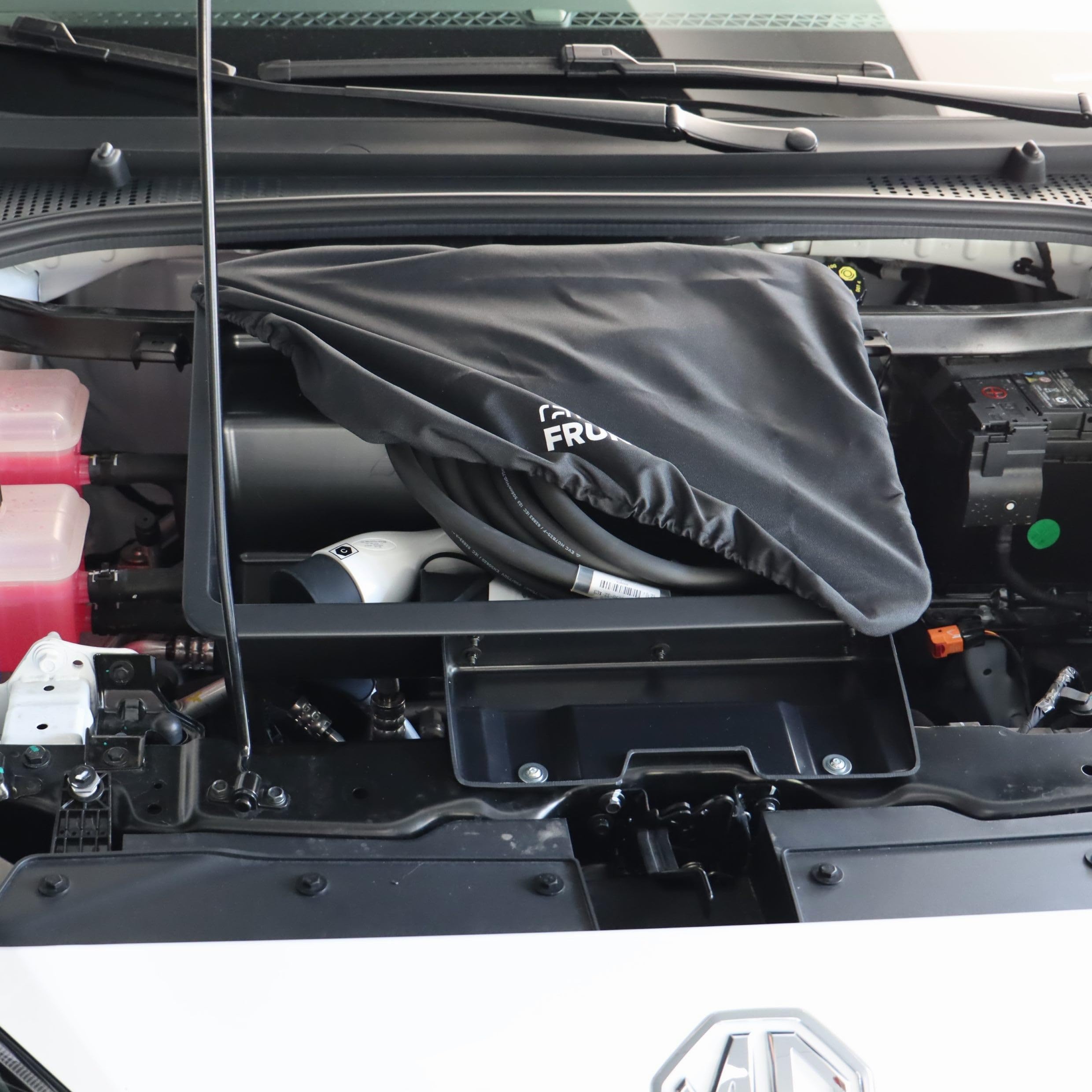 rati Frunk Adatto per MG 4 Electric/MG 4 EV 2023-2026 |Non Compatibile con Il Facelift 2026 |Spazio di archiviazione Anteriore esteso. Perfetto per Cavi di Ricarica, Accessori e Utensili.