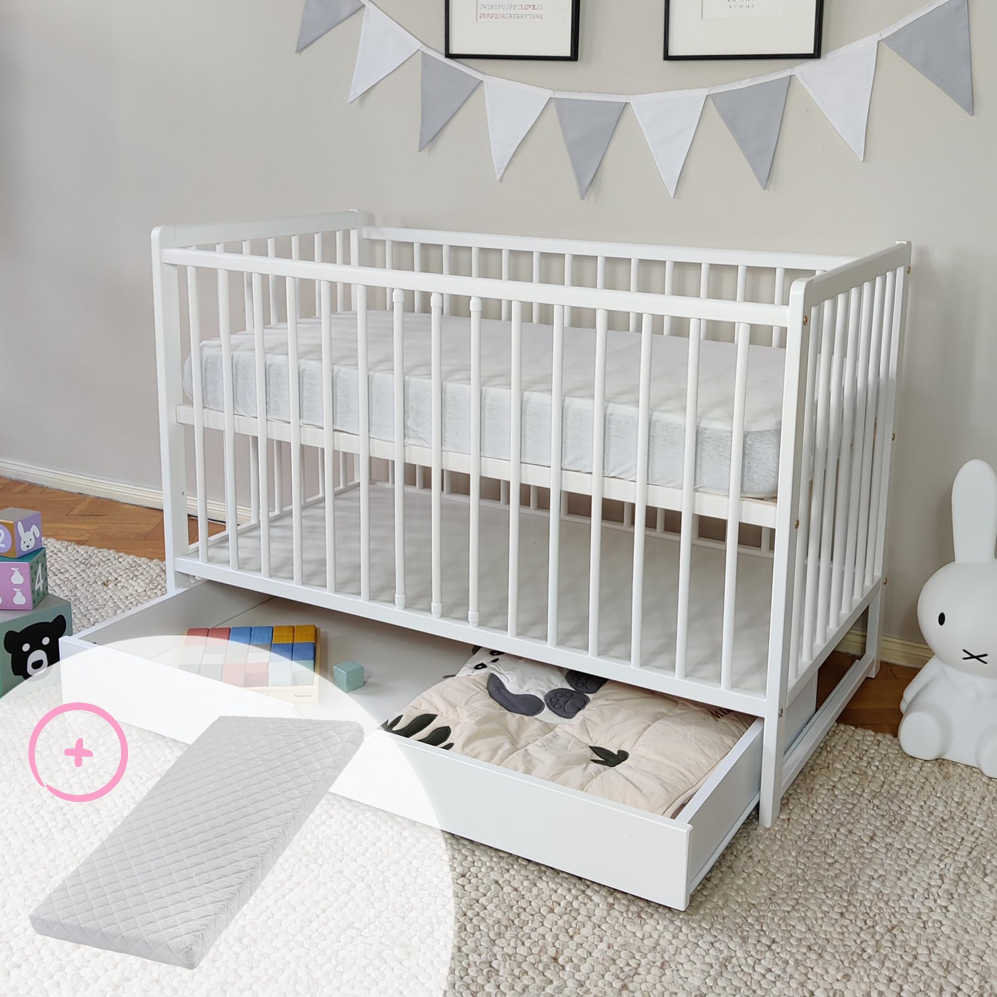 Lit Bébé 60x120 cm Lit à barreaux Évolutif Set Complet avec Matelas et Sommier 3 Hauteurs Tiroir, Barreaux Amovibles | Pin Massif Blanc