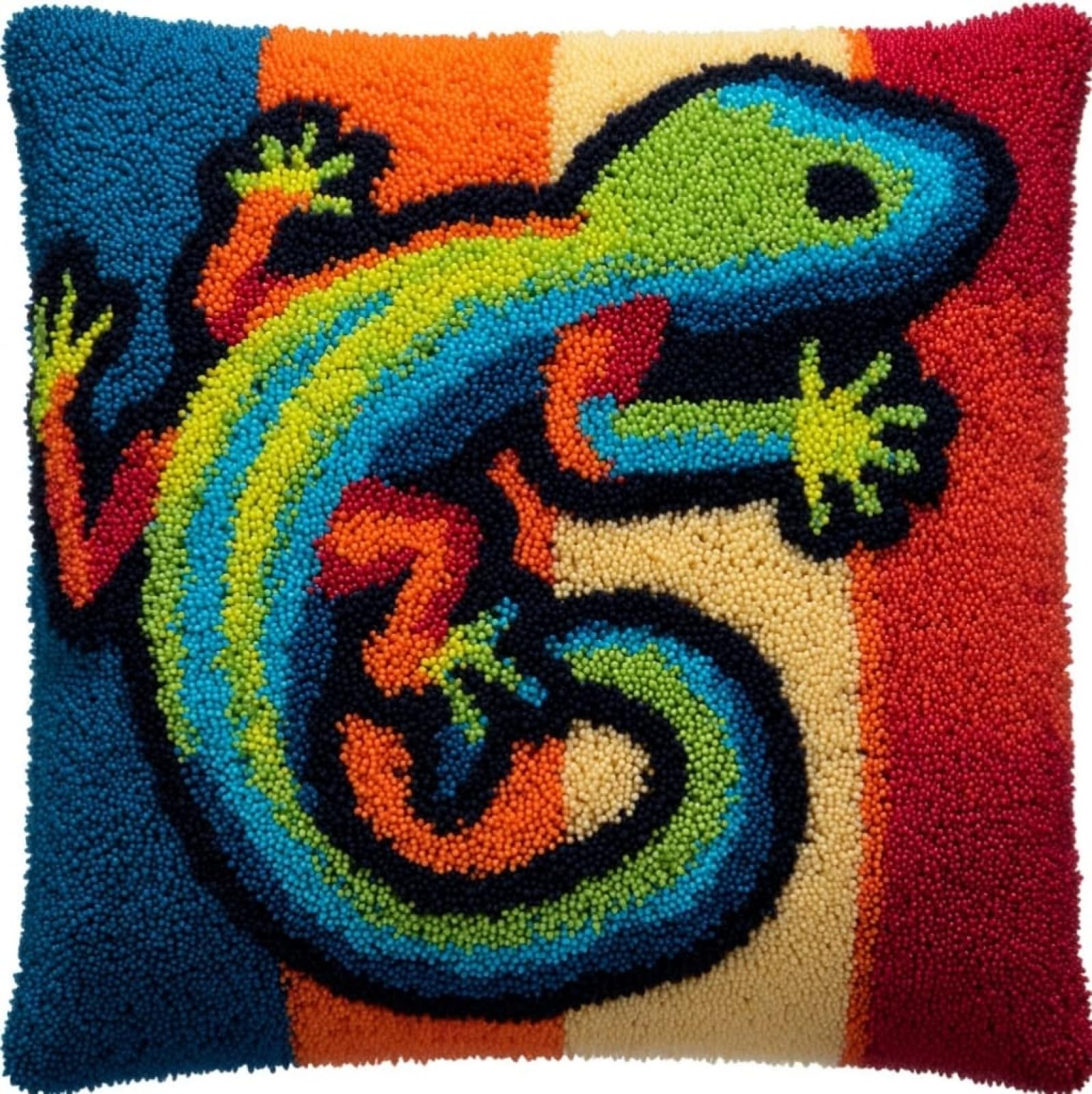 AxiangziK Latch Hook Kits for Adults,Animal Lizard Latch Hook Pillow Kits 17X17 Inches DIY Needlework Crafts Everything Included Gift for Family Friends