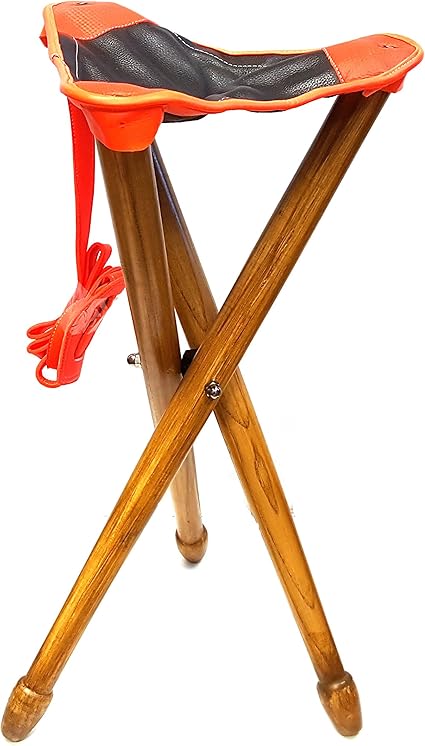 La silla de trípode de calidad para caza es ligera, robusta y estable, ideal para cazadores que utilizan métodos de caza a ciegas o de conducción. Con asiento de cuero cómodo y trípode de madera, es perfecta para cualquier tiro.