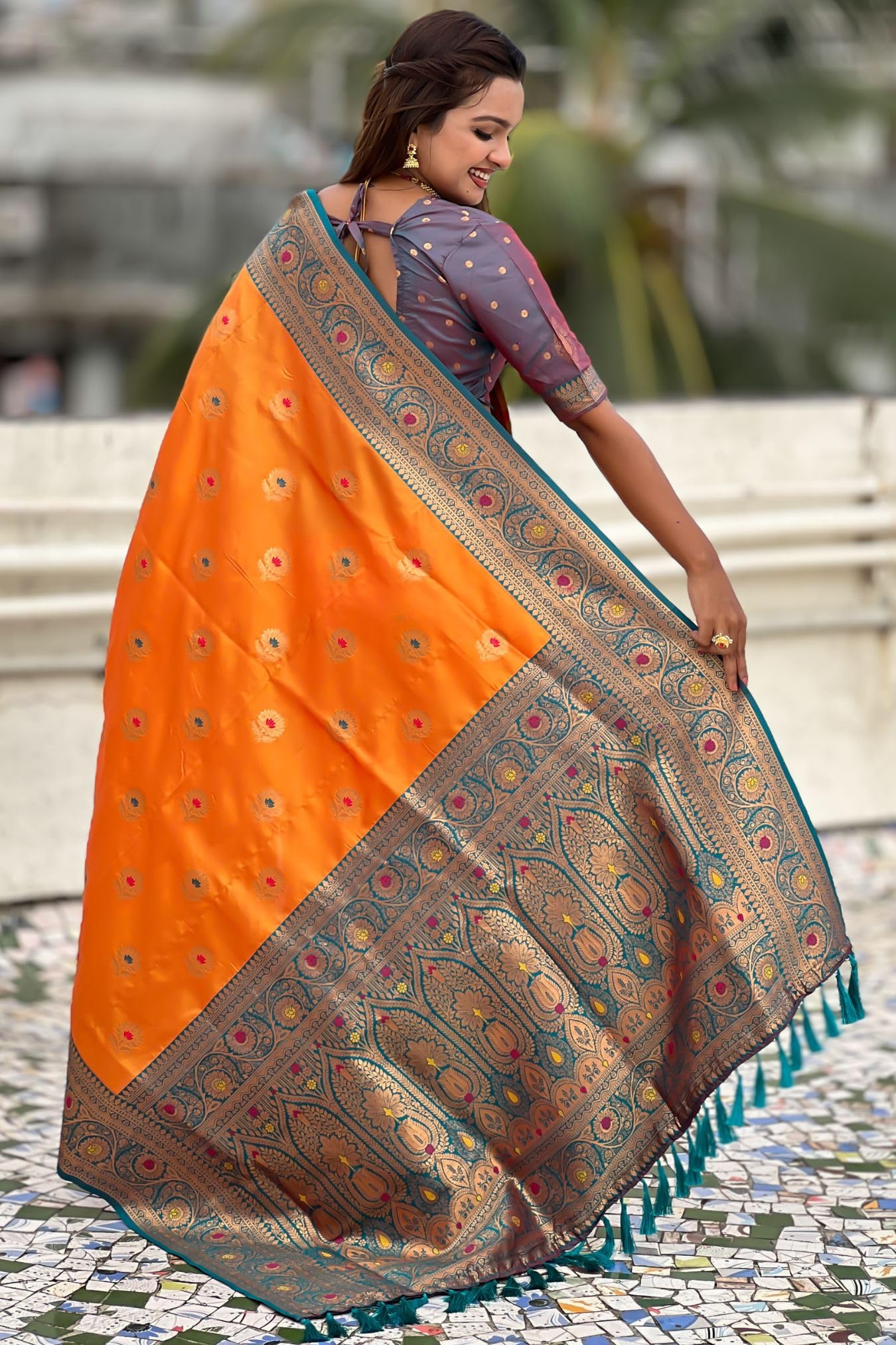SGF11 Women's Kanjivaram Pure Soft Silk Saree With Unstitched Blouse Piece product image 3