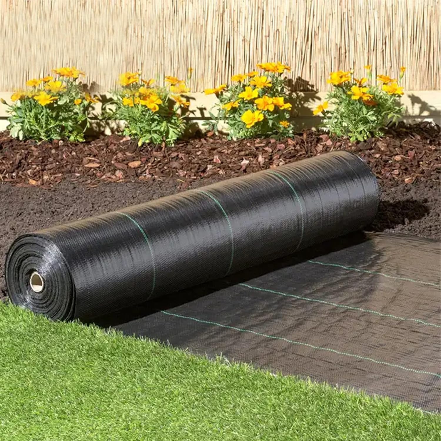 Amazon.co.jp 防草シート, 200Mウィードバリア ランドスケープファブリック 保湿性に 通気性の良いブラックマルチグランド