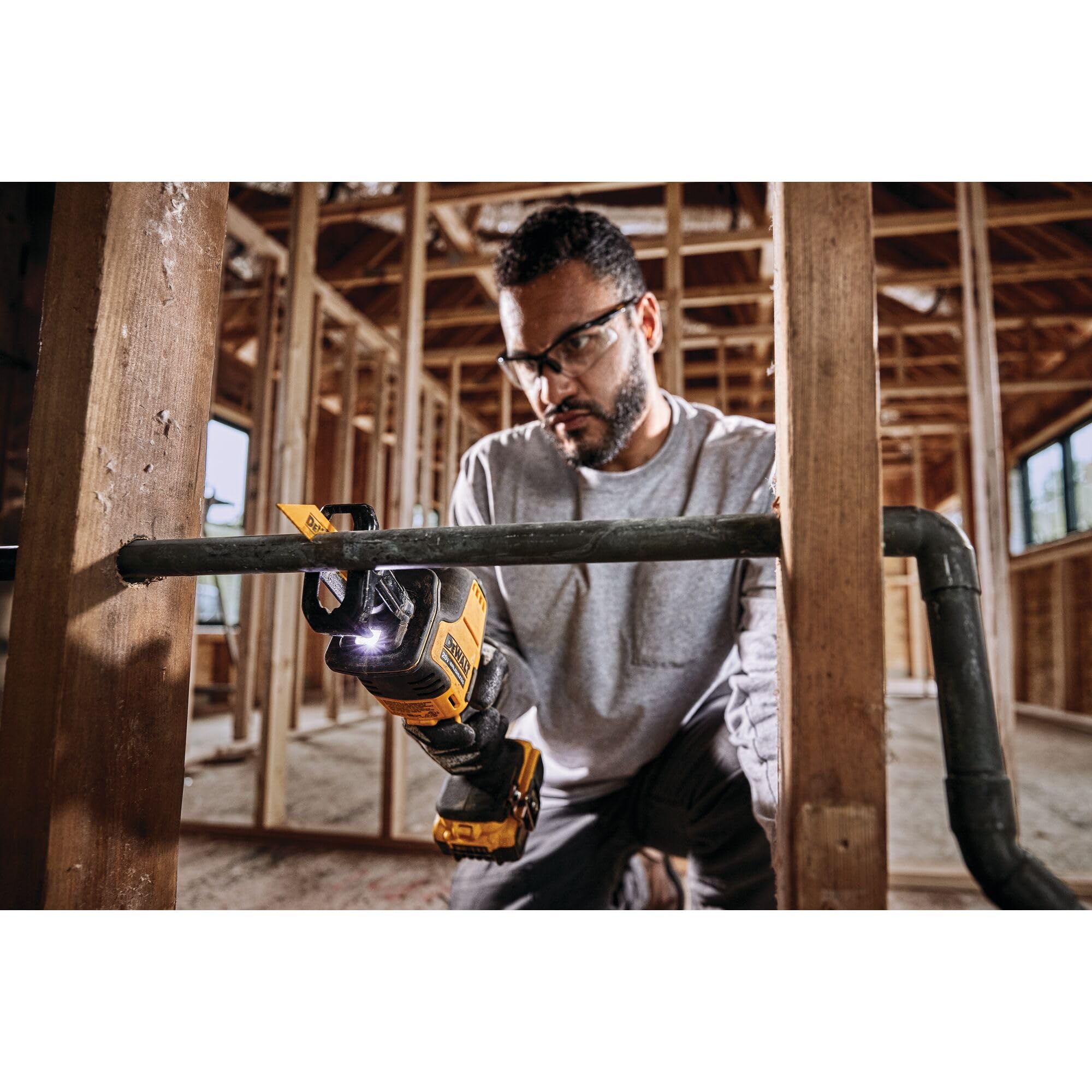 DEWALT 20V Reciprocating Saw - Tool Only -4 DEWALT 20V Reciprocating Saw - Tool Only -4