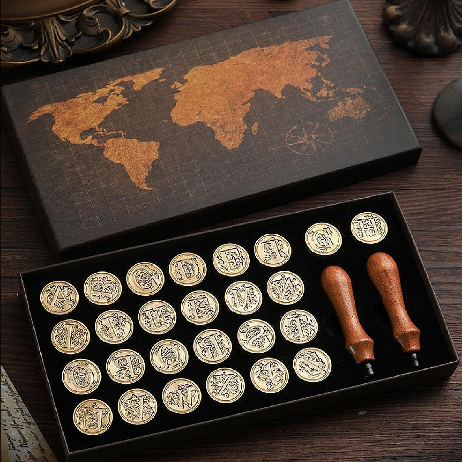 Alphabet Wachssiegel Stempelset, 26 Buchstaben, Geschenkbox Wachssiegel Stempelset für Einladungskarten, Feiertage, Hochzeiten, Geburtstage, Normal 2.5 cm