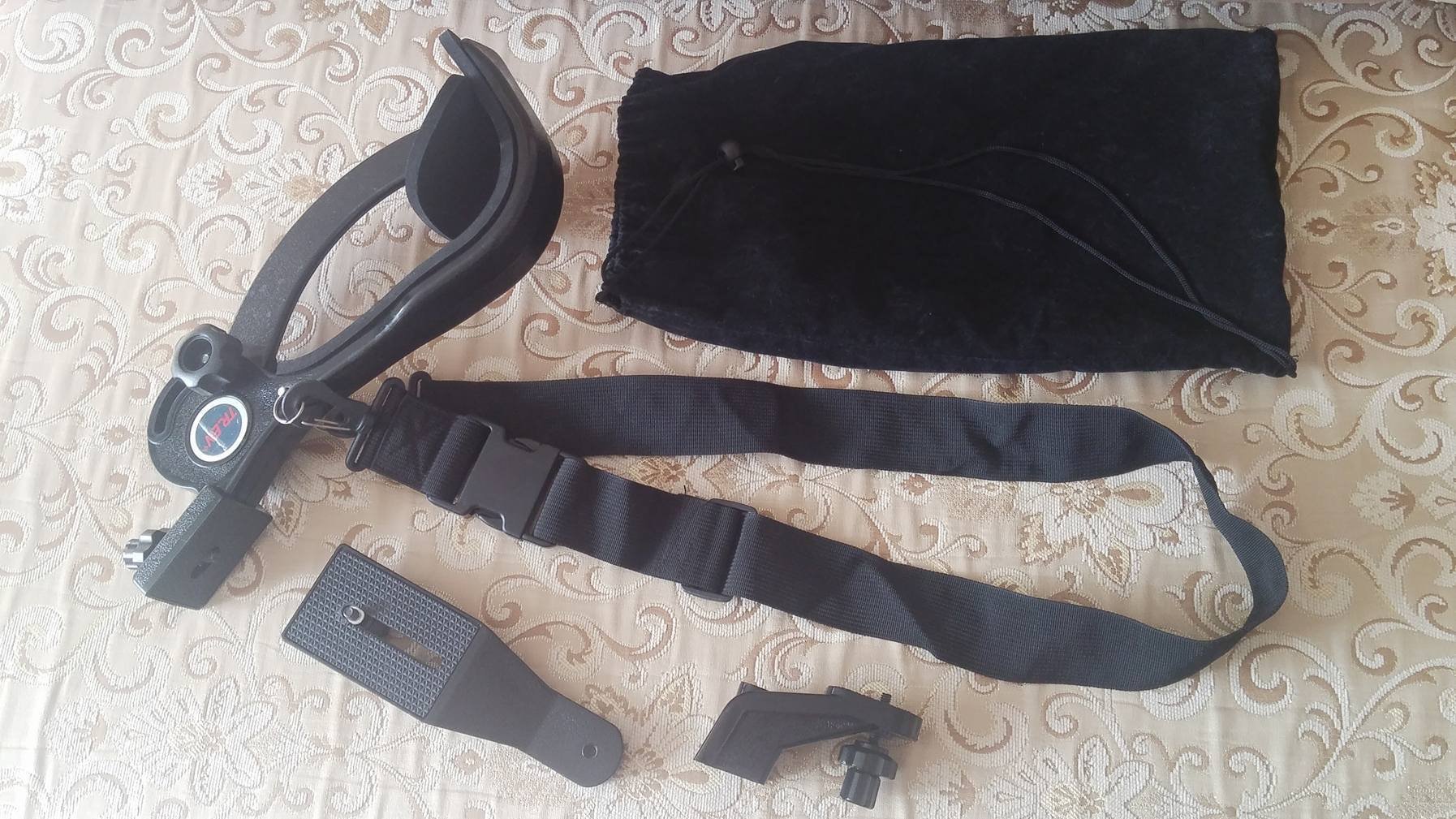 Ardinbir Photo Shoulder Pad Support Stabilizer Hand Free Bracket Tripod for Video DV HandyCam Camcorder DSLR Camera