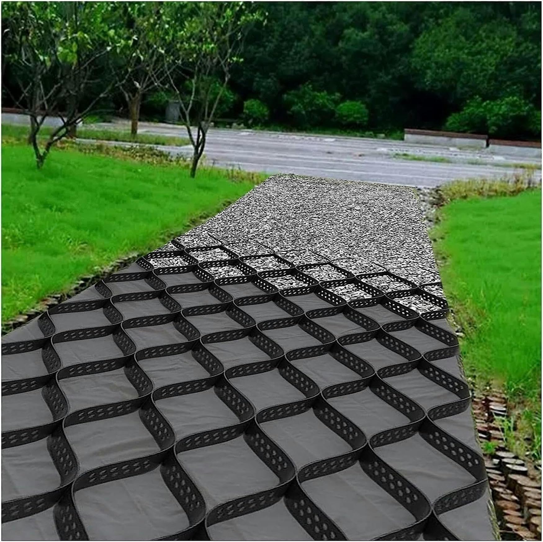 Grilles anti-érosion de 5 cm pour sécuriser et valoriser vos talus et jardins