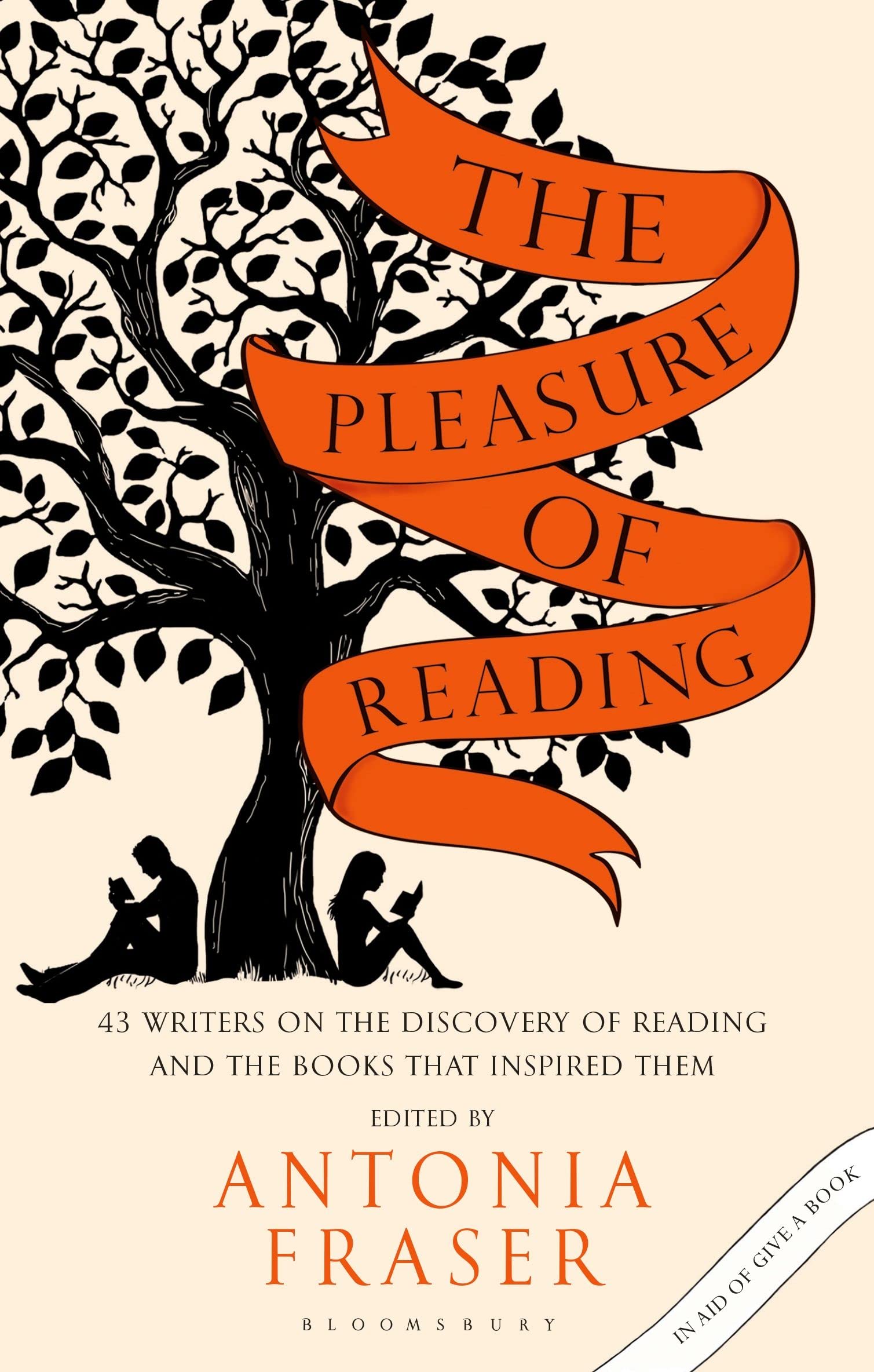 The Pleasure of Reading by Lady Antonia Fraser (Paperback Book)
