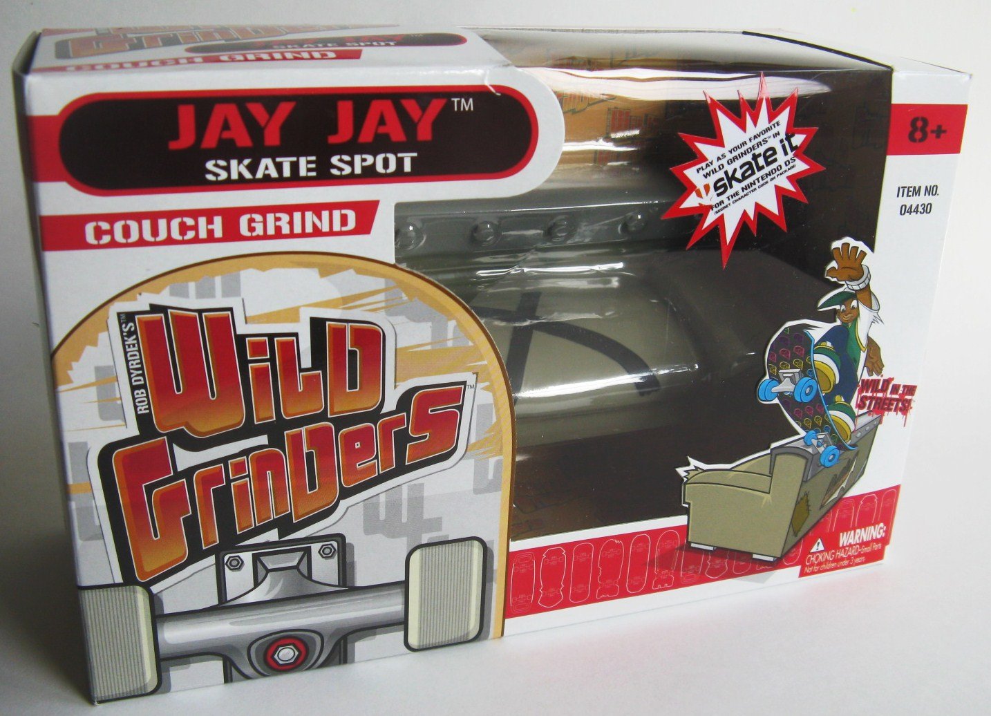 Wild Grinders Jay Jay Skate Spot Couch Grind