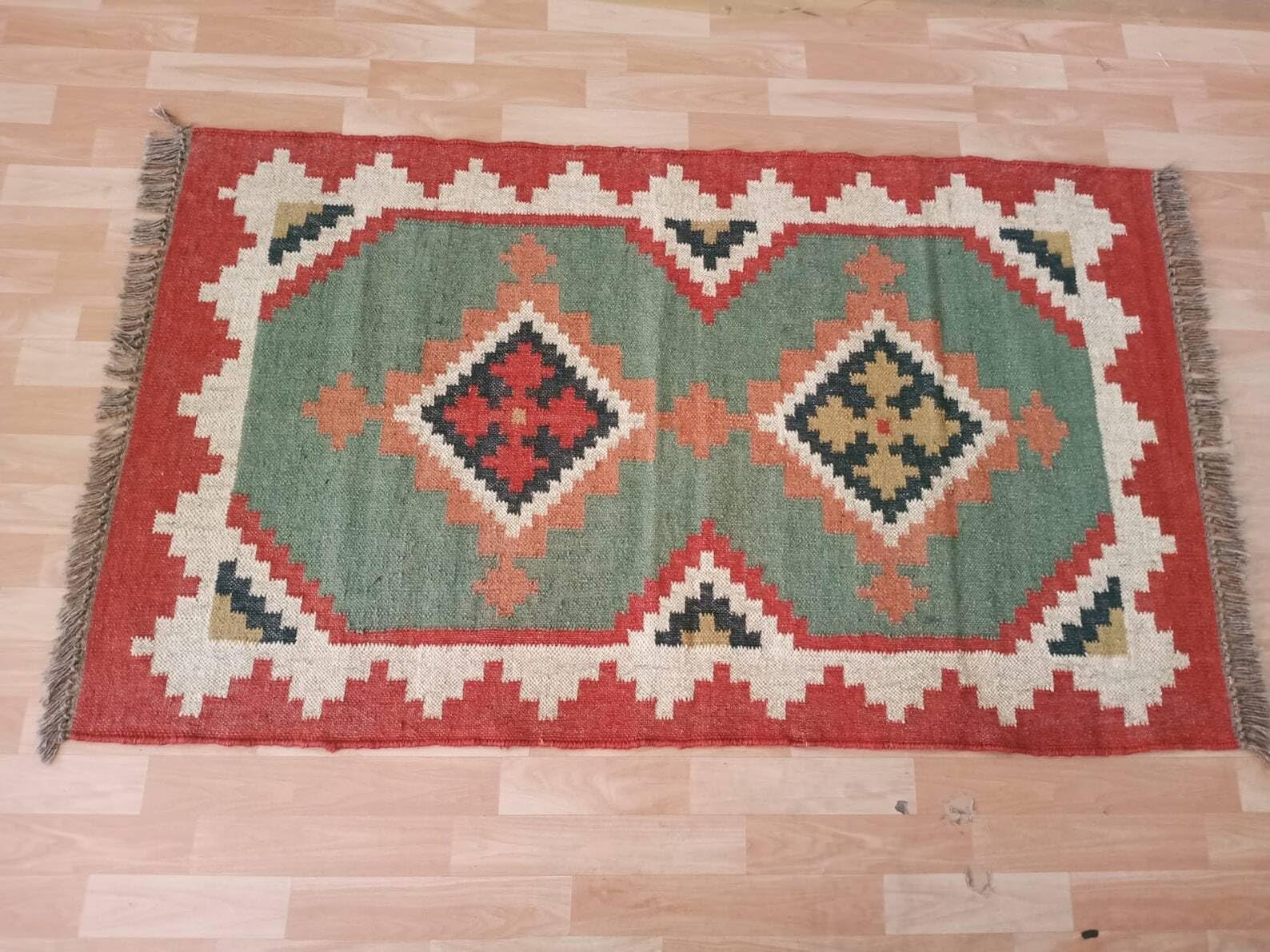 Kilim Style Tapis en jute en laine – Tapis tissé à la main, durable et respectueux de l'environnement (200 × 300 cm)