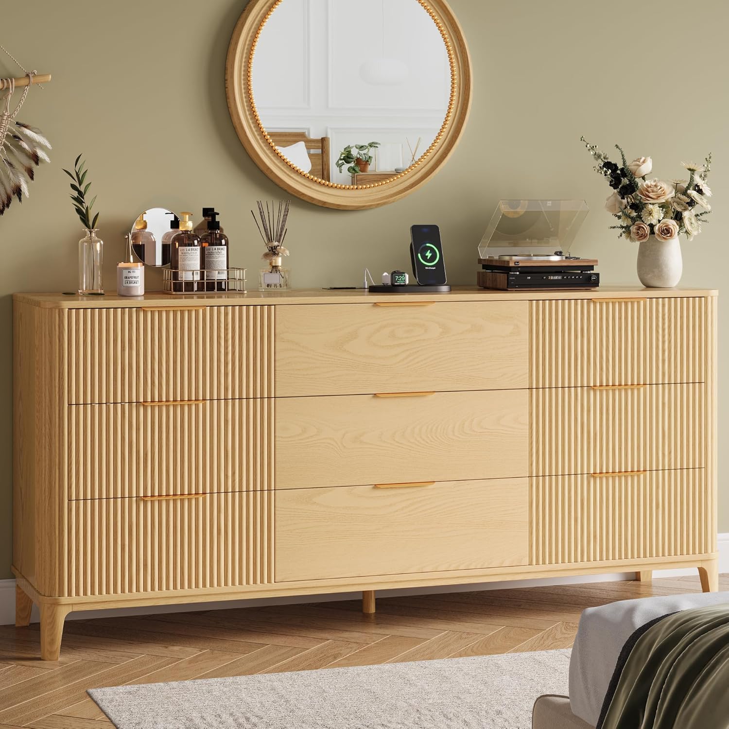 Fluted 9 Drawers Dresser for Bedroom, 62.9" Wide Wooden Chest of Drawers with Metal Handle, Mid Century Modern Dressers & 9 Drawer Dressers for Bedroom (Nature, 62.9" *15.7" *29.5")
