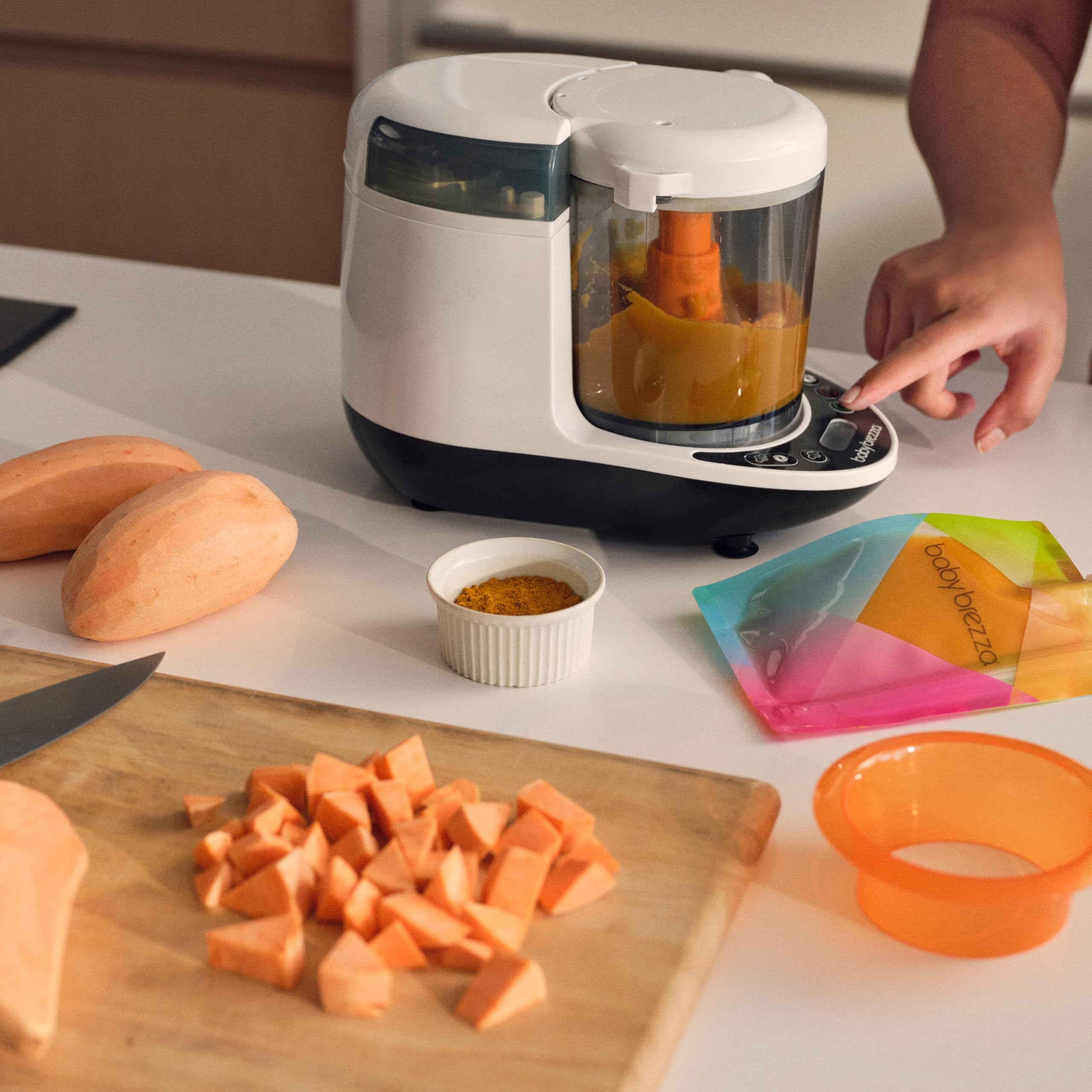 Baby Brezza - Robot Cocina Bebe - Baby Food Maker Deluxe - Multifunción 3 en 1 para Bebés - Descongela, Cocina al Vapor y Tritura - Procesador de Alimentos Bebe