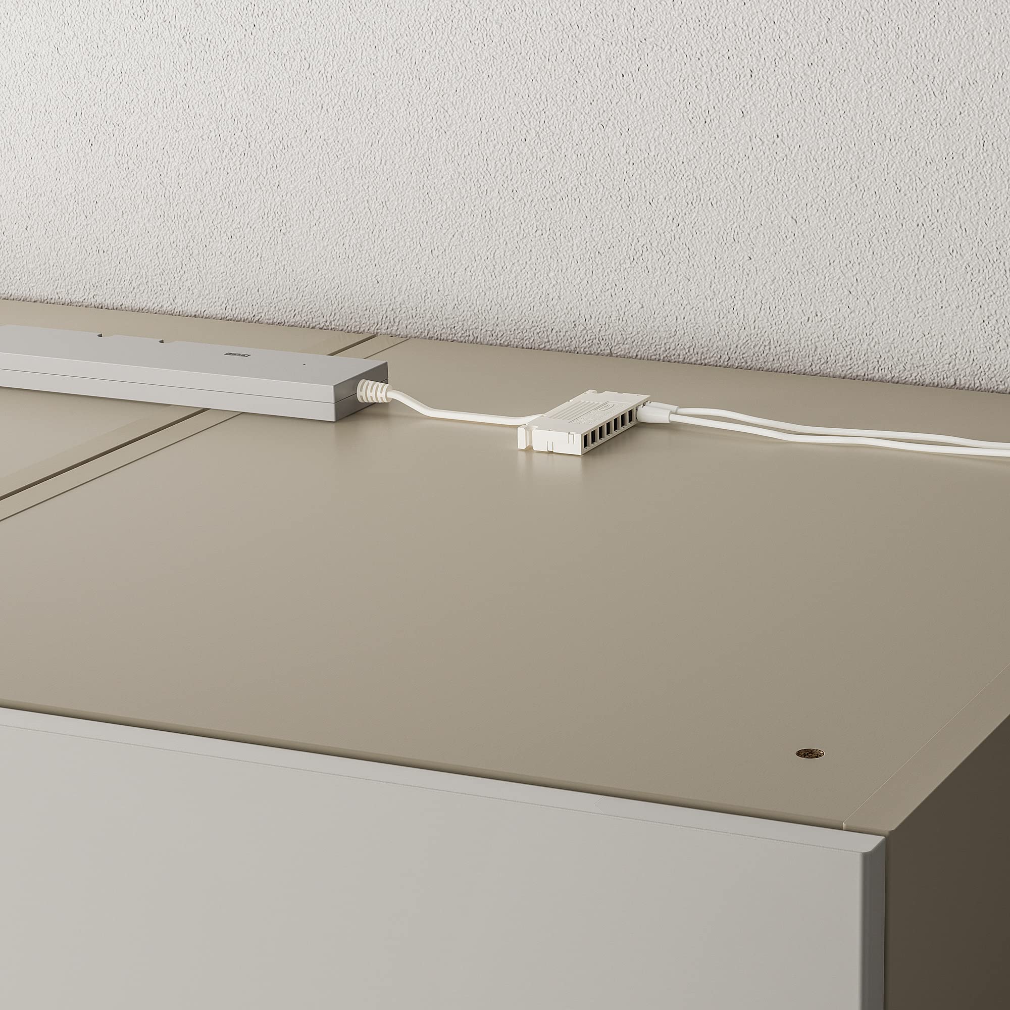 ProTuning ÖVERSIDAN Oświetlenie LED do szafy z czujnikiem, możliwość ściemniania, szaro-beżowe, 96 cm