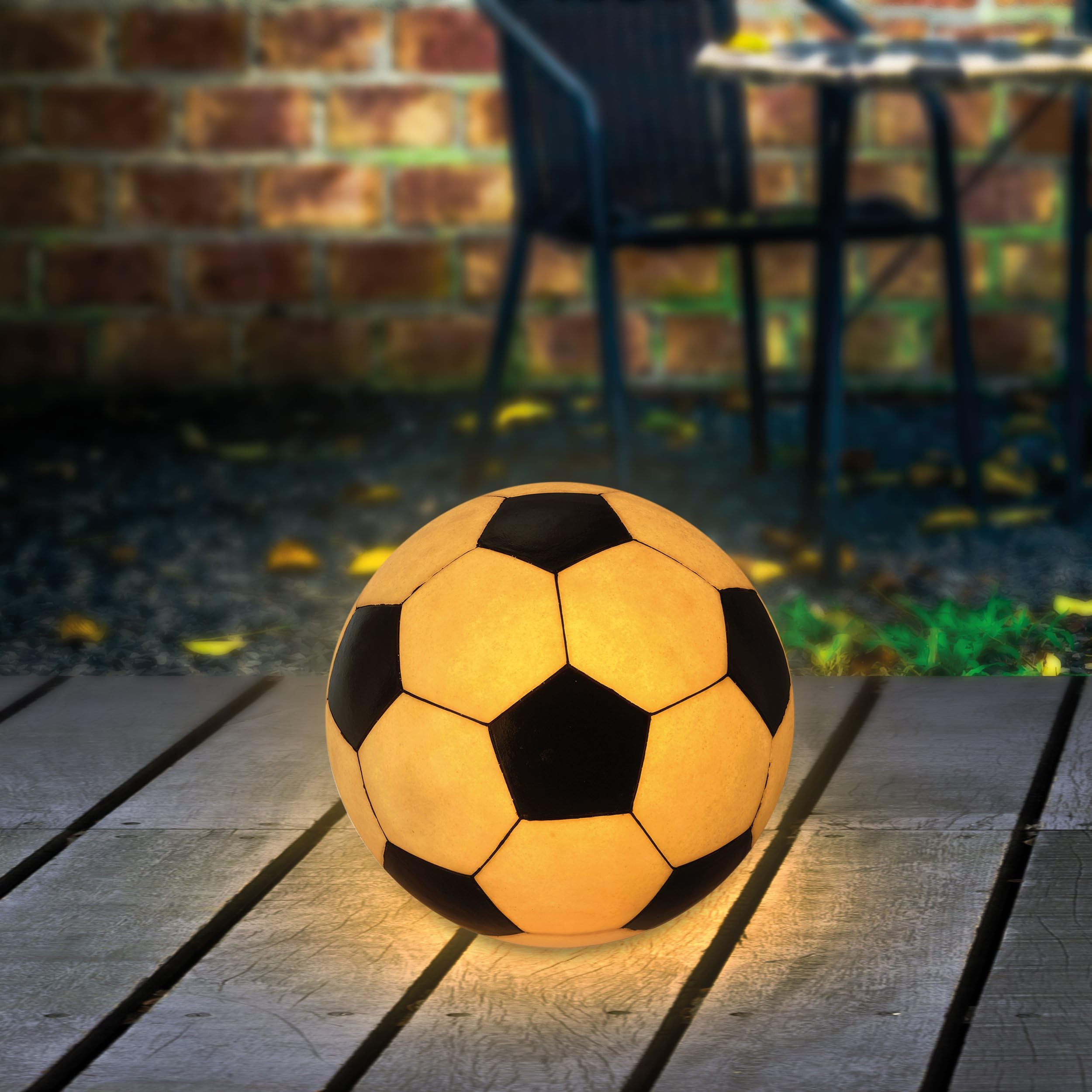 Esotec Fußball Solarkugel, Gartenkugel Ball, 27cm, Akku, Solarlampe, Solarleuchte, Balkondeko, Terrassendeko, LED Leuchtkugel, Gartenbeleuchtung, Gartenfigur, 5500K, außen, wetterfest, 102687