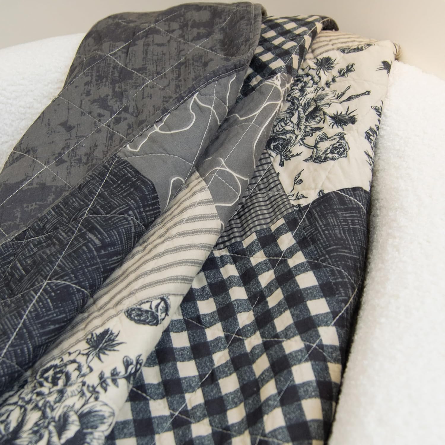 Donna Sharp Pieced Cotton Throw – Augusta Cotton Contemporary Throw Quilt Measures 50” x 60” – Machine Washable