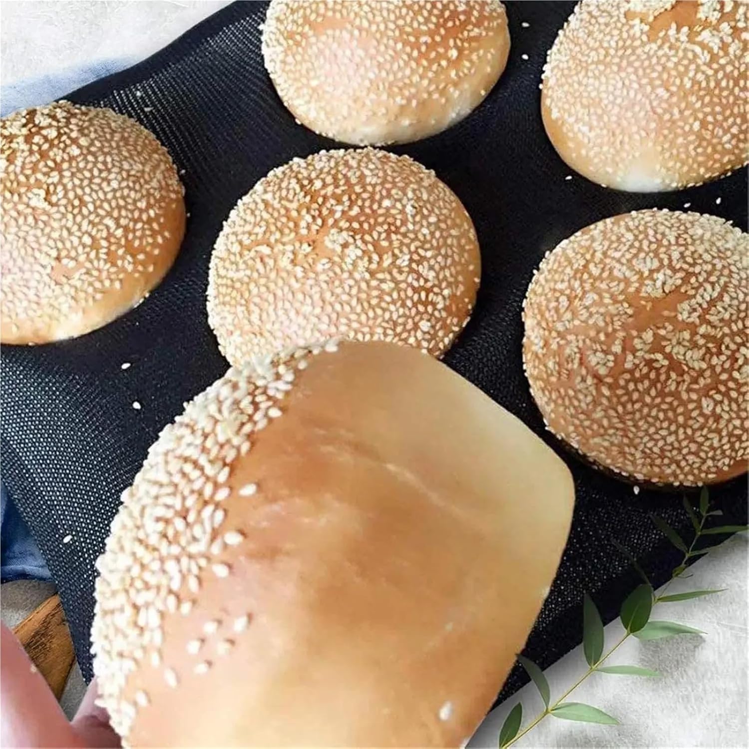 8 Loaf Perforated Silicone Hamburger Bun Mold Non-Stick Bread Pan for Baguette Buns Puffs Tartlets Bakery(4CM)