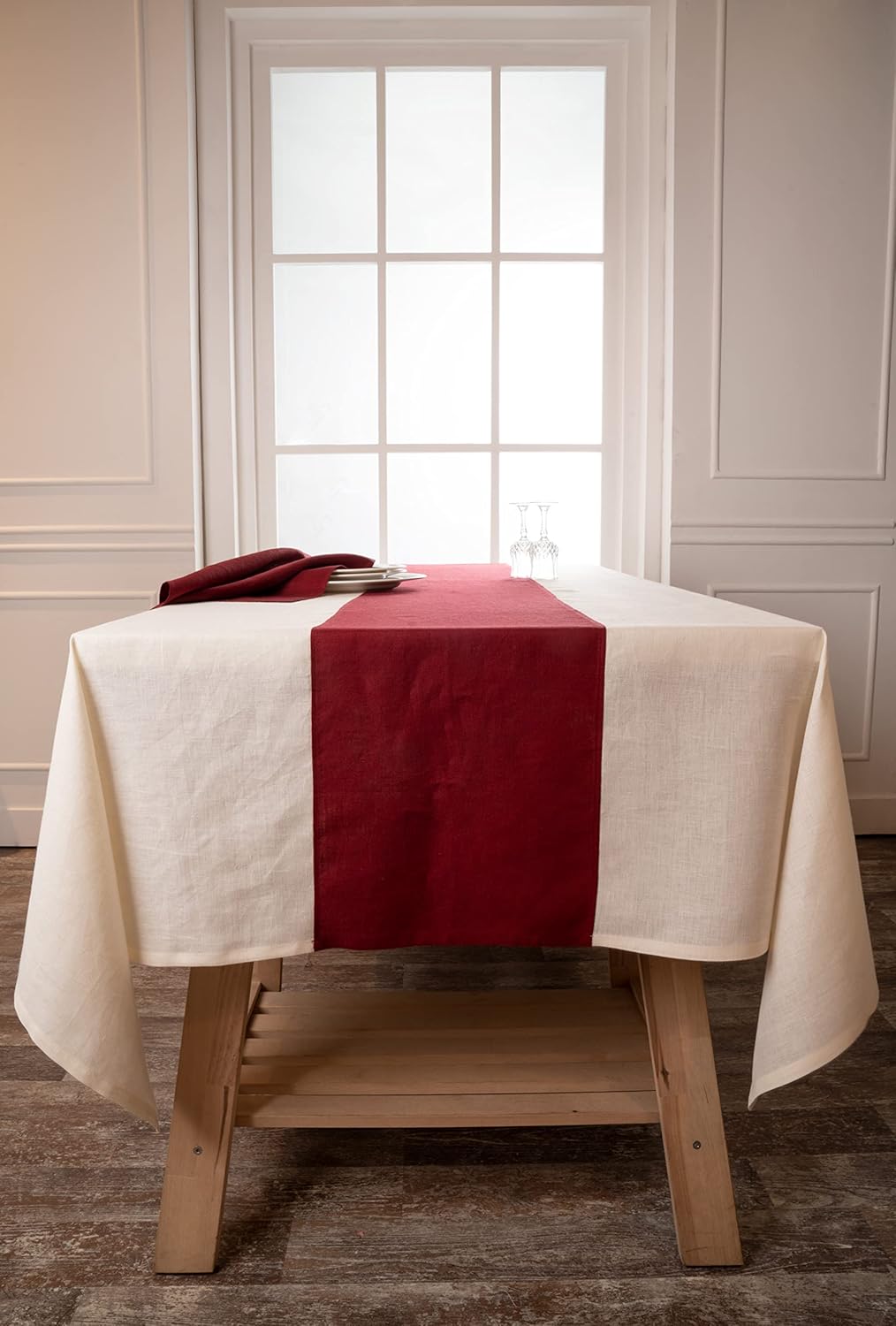 D'Moksha Ivory & Red Tablecloth 52 x 52 Inch, Pure