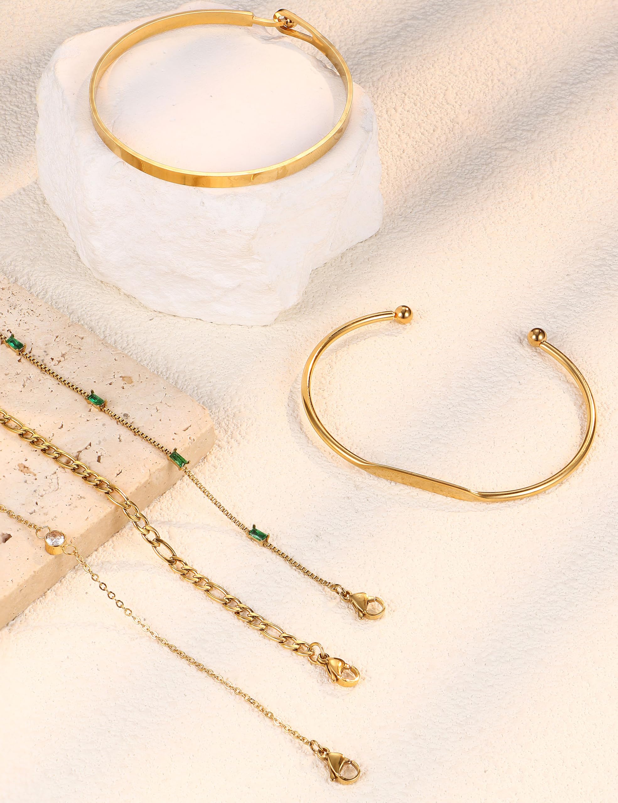KRFY 5piezasPulseras de Oro Para Las Mujeres 14K Oro Chapado Pulsera Puño Pulsera de Tenis Conjunto Pulseras de Pila Ajustable Figaro Verde CZ Cadena — view 7