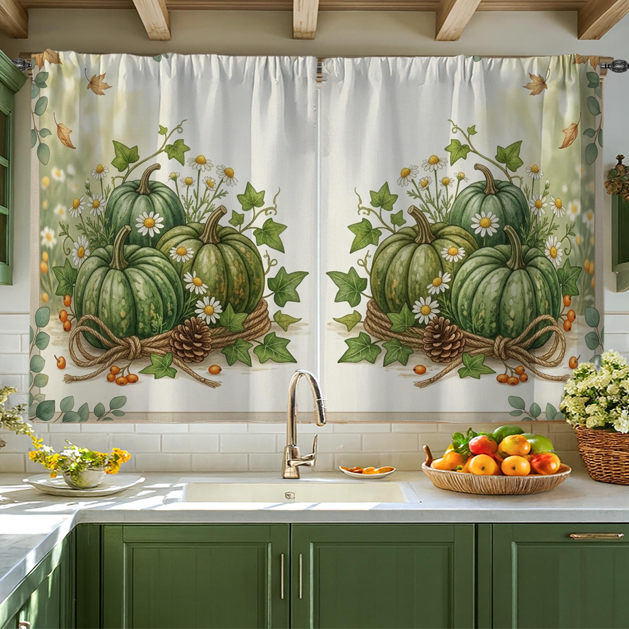 Rideaux courts citrouilles pour sublimer une fenêtre de cuisine et salle à manger