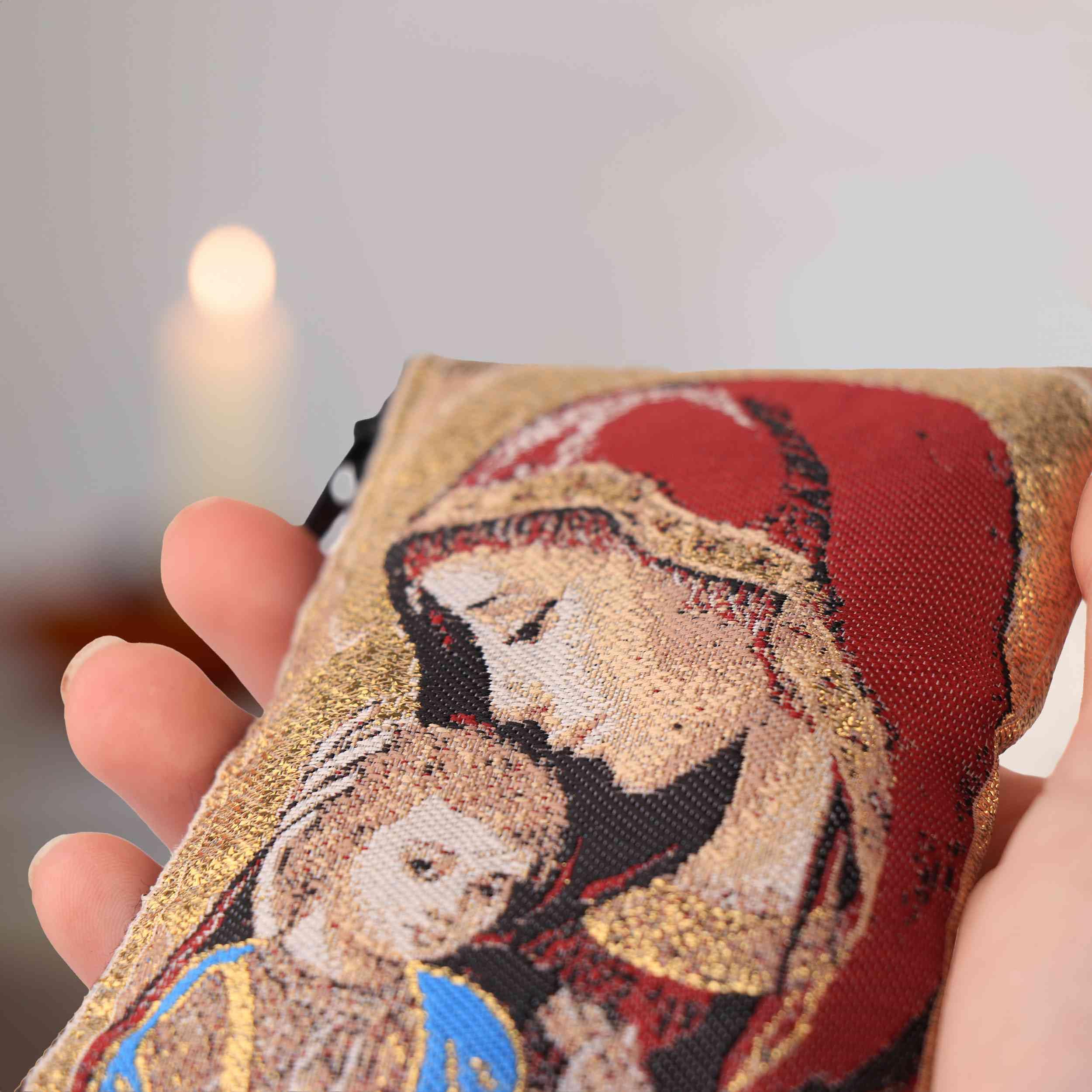 NKlaus Borsa rosario 7 x 10 cm – Maria con Gesù Bambino, ricamata rosso-oro, con cerniera e tracolla – custodia religiosa per preghiera e devozione