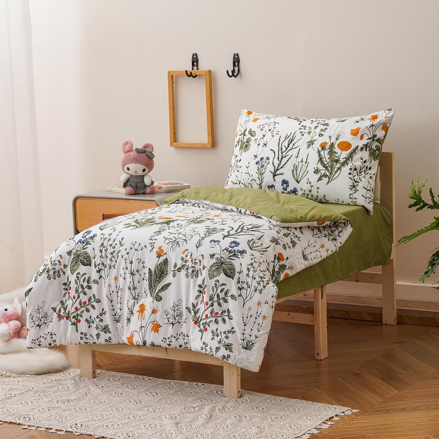 Luxlovery Toddler Comforter Set Floral Botanical Kids Girls Green Leaves Bedding Set Bed Set for Dorm 4 Pieces (1 Comforter, 1 Flat Sheet, 1 Fitted Sheet, 1 Pillowcase)