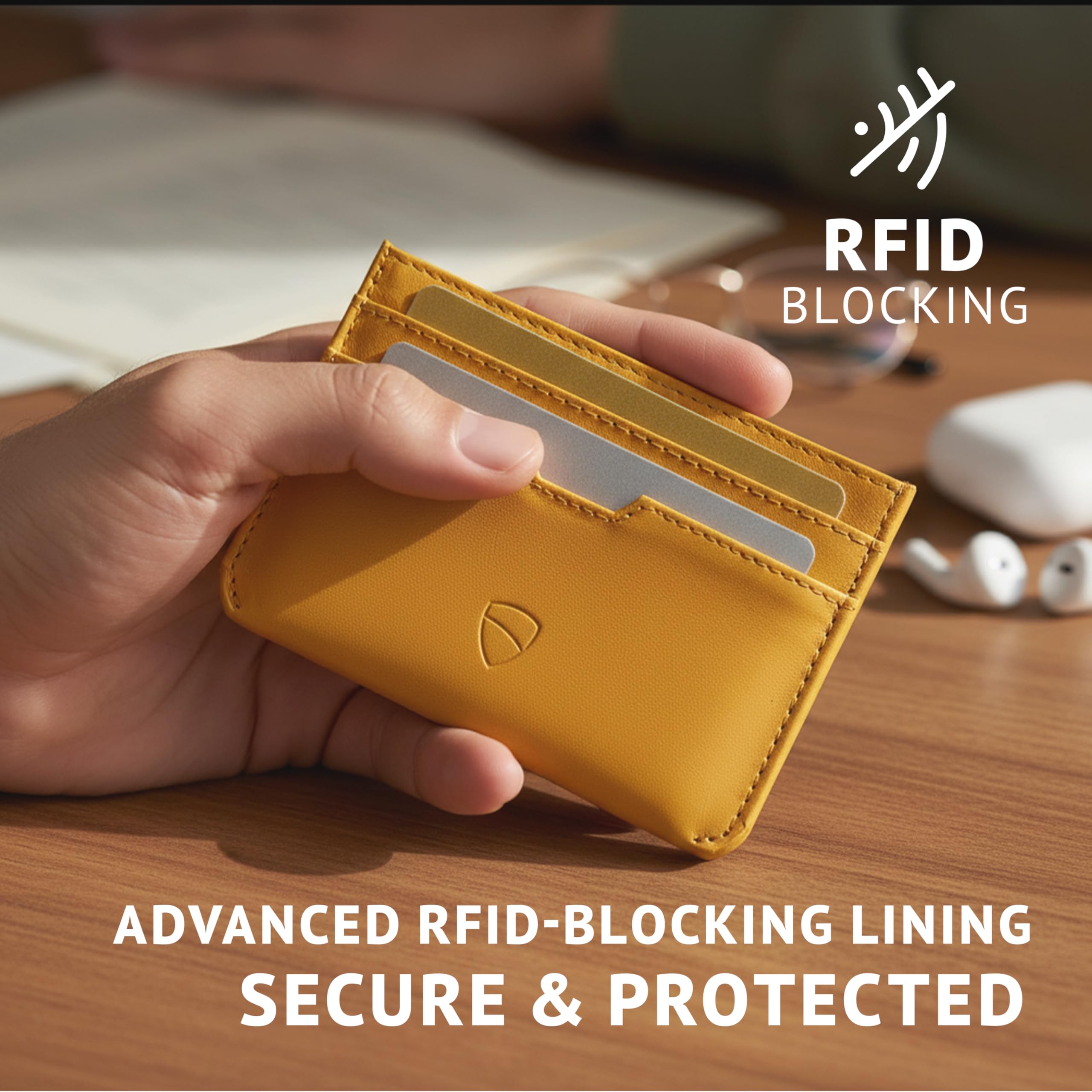 Vaultskin MOORGATE Smukłe skórzane etui na karty z ochroną RFID, Żółty | Minimalistyczne etui dla kobiet i mężczyzn, 5 przegródek na karty, dokument i gotówkę, naturalna skóra bydlęca.