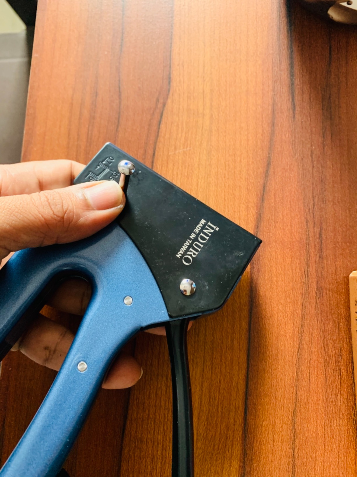 INDURO Stapler for Wood with 1000 Staples : Amazon.in: Office Products