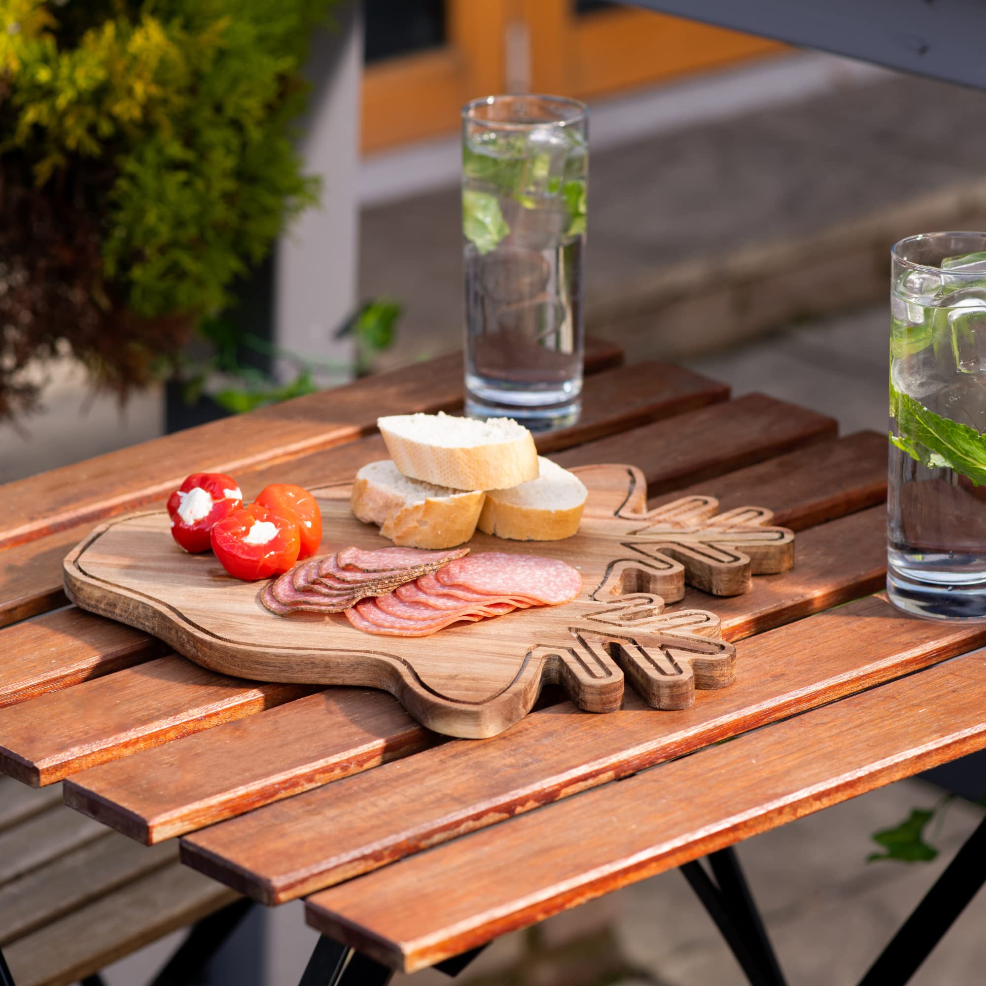 bar@drinkstuff Acacia Wood Stag Serving Board 32 x 31cm, Single, Reindeer, 32*31 centimeters - Image 3