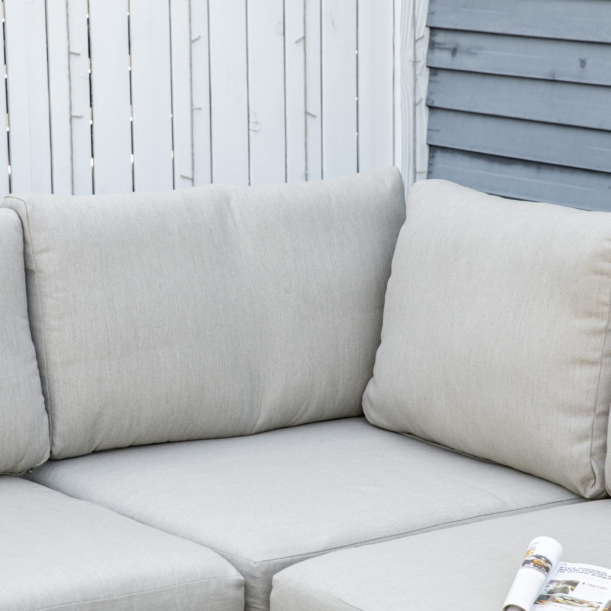 Outsunny Salotto da Giardino 7 Pezzi Modulabile con Tavolino, Poltrona, Poltrona Angolare e 2 Divanetti in Rattan PE con Cuscini, Beige