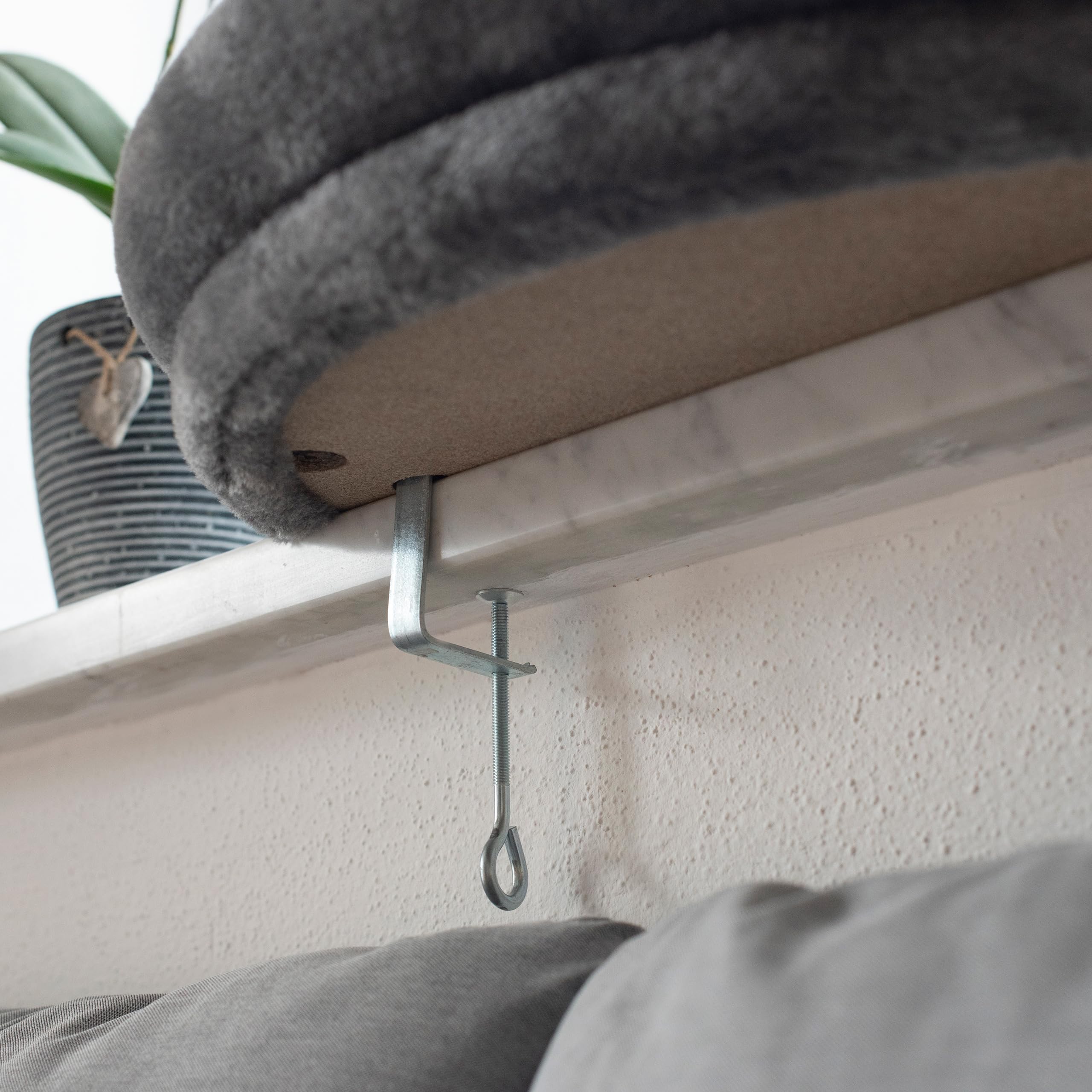 Kerbl Pet Panier pour fenêtre, Gris, 55 x 35 x 10 cm, Bois, Peluche, Chats, Housse Amovible, Lavable en Machine à 30 °C