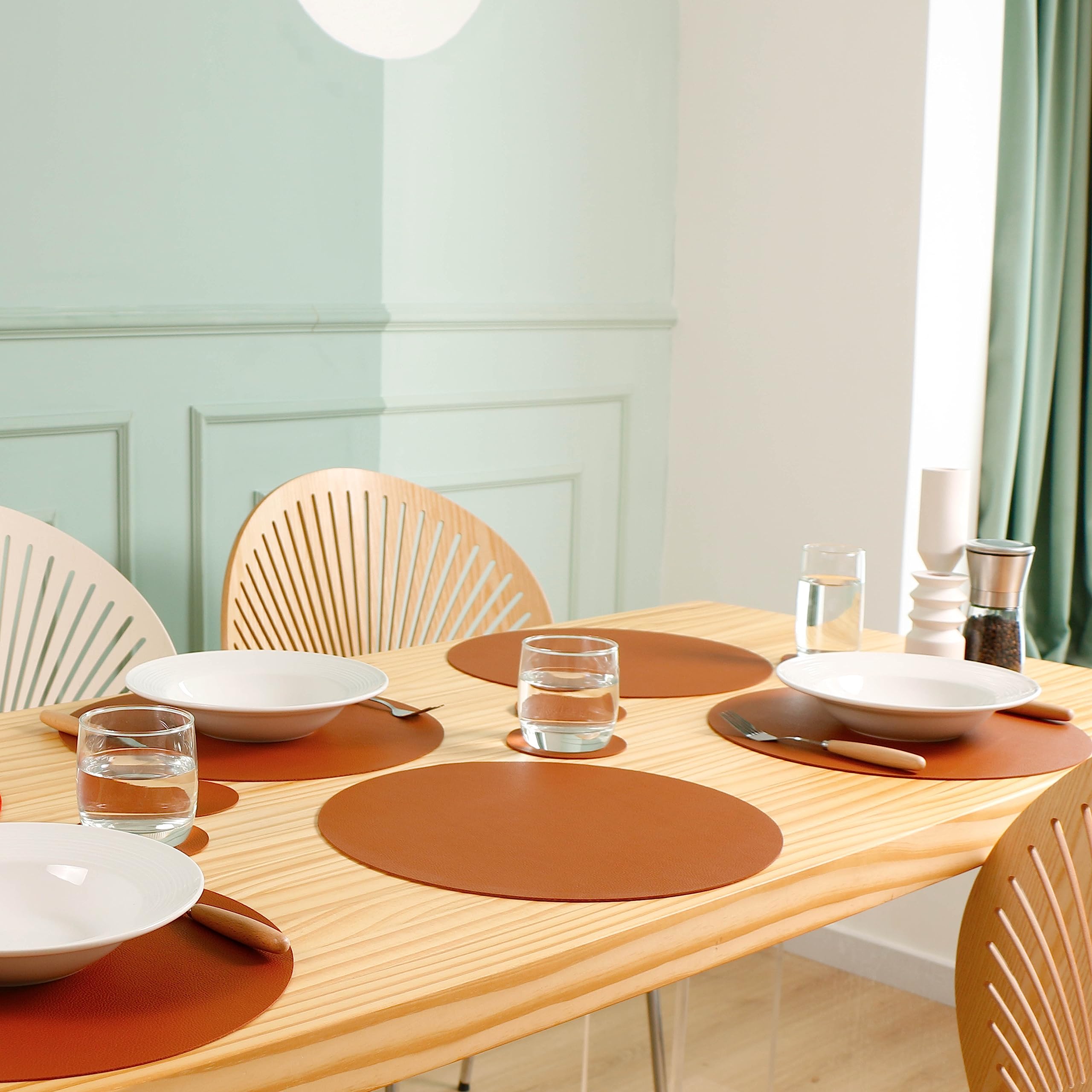 Manteles Individuales y Posavasos Lavables de Cuero, Impermeables, Resistentes al Calor, fáciles de Limpiar, para Mesa de Comedor, Mesa de Cocina (6, marrón)