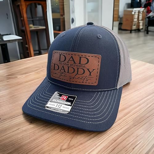 Miniatura 2 de Dad In The Streets Daddy In The Sheets Hat Mens Funny Dad Baseball Cap (NavyCharcoal with Rawhide Patch)