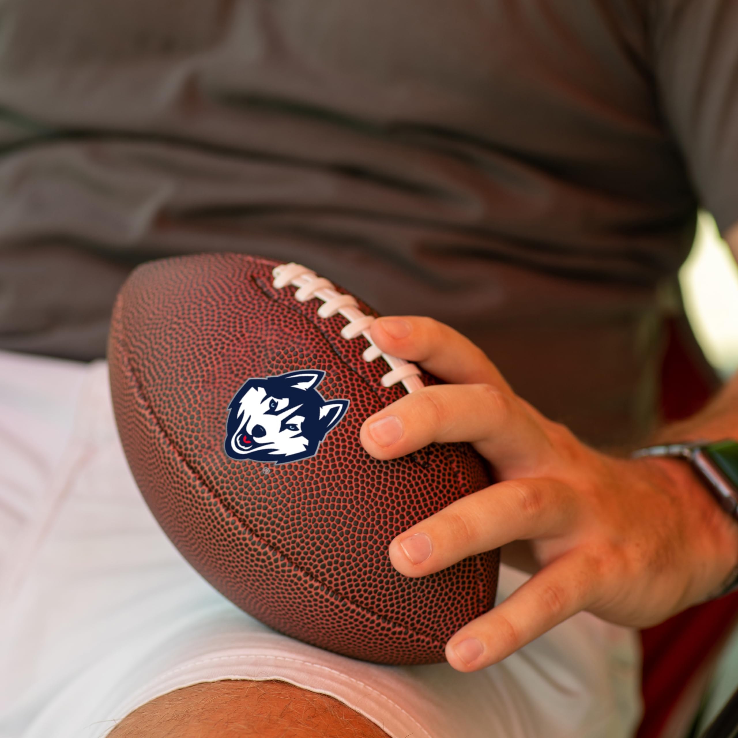 Logo Brands Mini Comp Fb, UConn-Pallone da Calcio in Materiale Composito Ragazzi, Marrone
