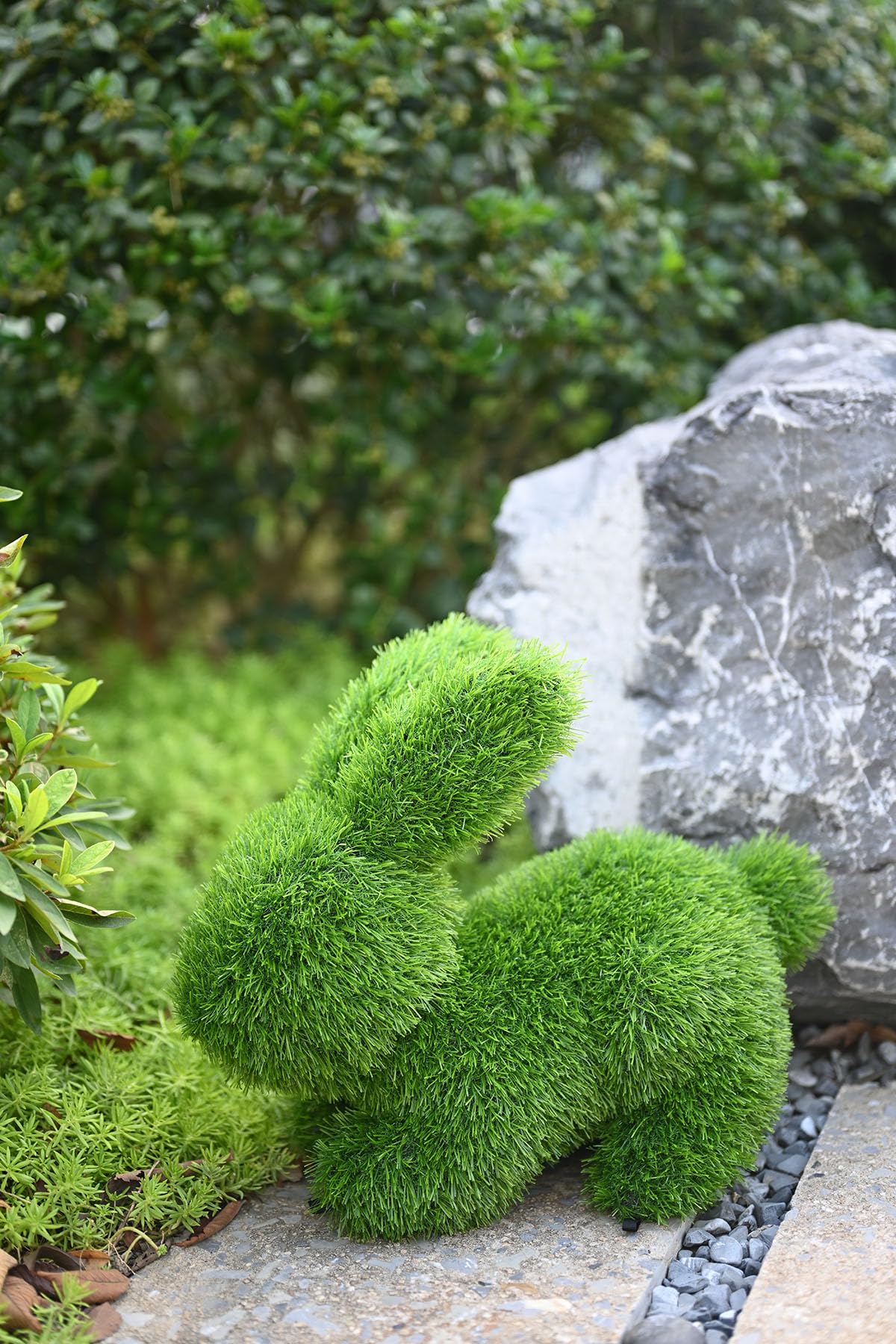 Innovative Kunstwerk Figuren aus Kunstrasen Hase Bär Hund Tier Garten Dekoration Gras Deko (Hase, 50 cm)