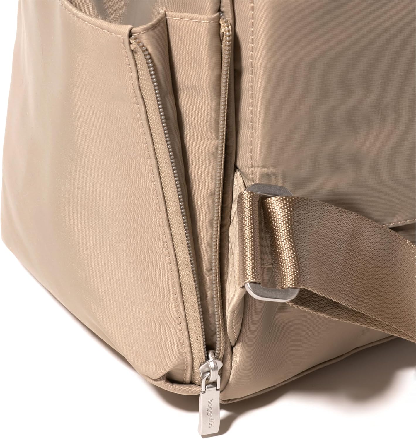 Baggallini Chelsea Laptop Backpack, Taupe Twill