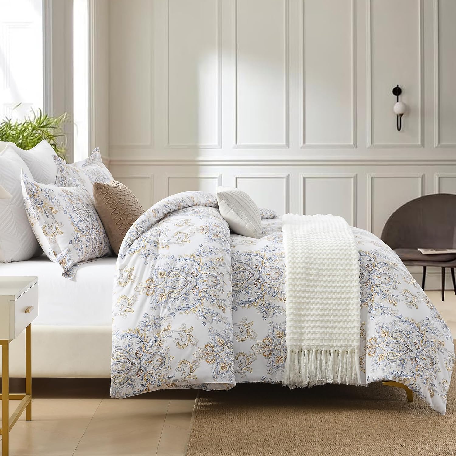 Finlonte Queen Comforter Set - Damask Queen Size Comforter, Cotton Quilted Vintage Paisley Floral Bed Set, Fluffy Cloud Soft Bedding, 1 Comforter (90"x90") and 2 Pillow Shams (20"x26")