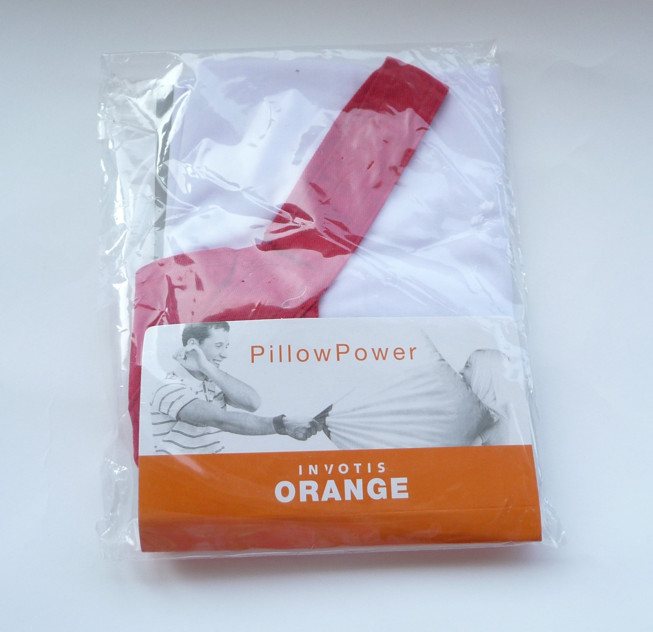 Invotis, Pillow Power Pillow Fight Cover