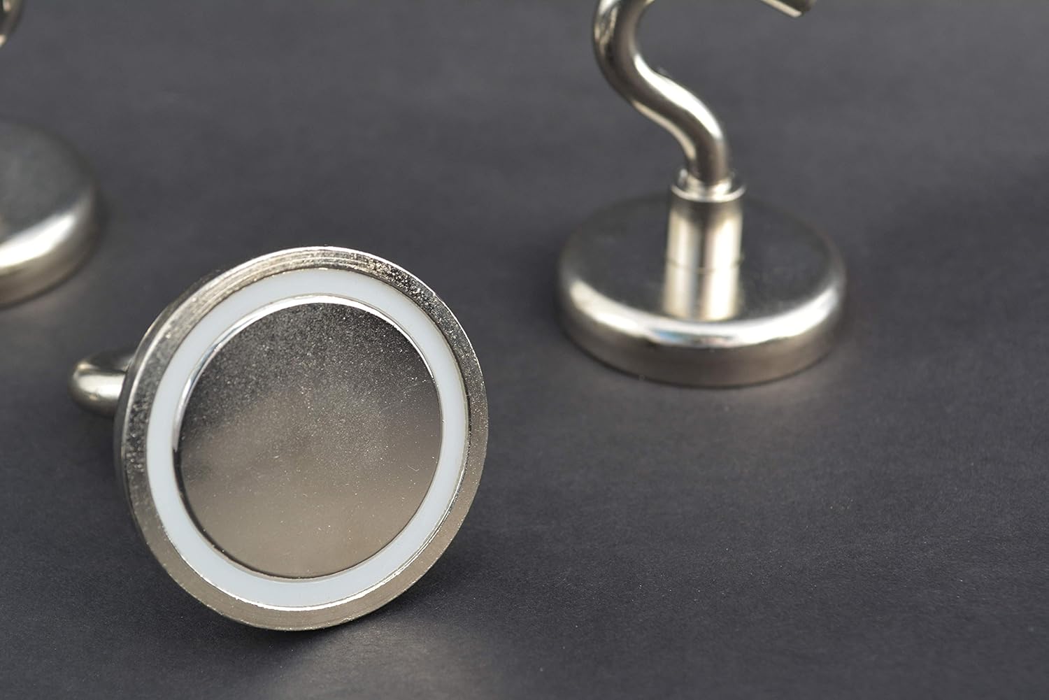 Thackery STRONG POT MAGNETS w/HOOK - 2" x 3/8" - with metal cap - 160lb PULL FORCE (10)