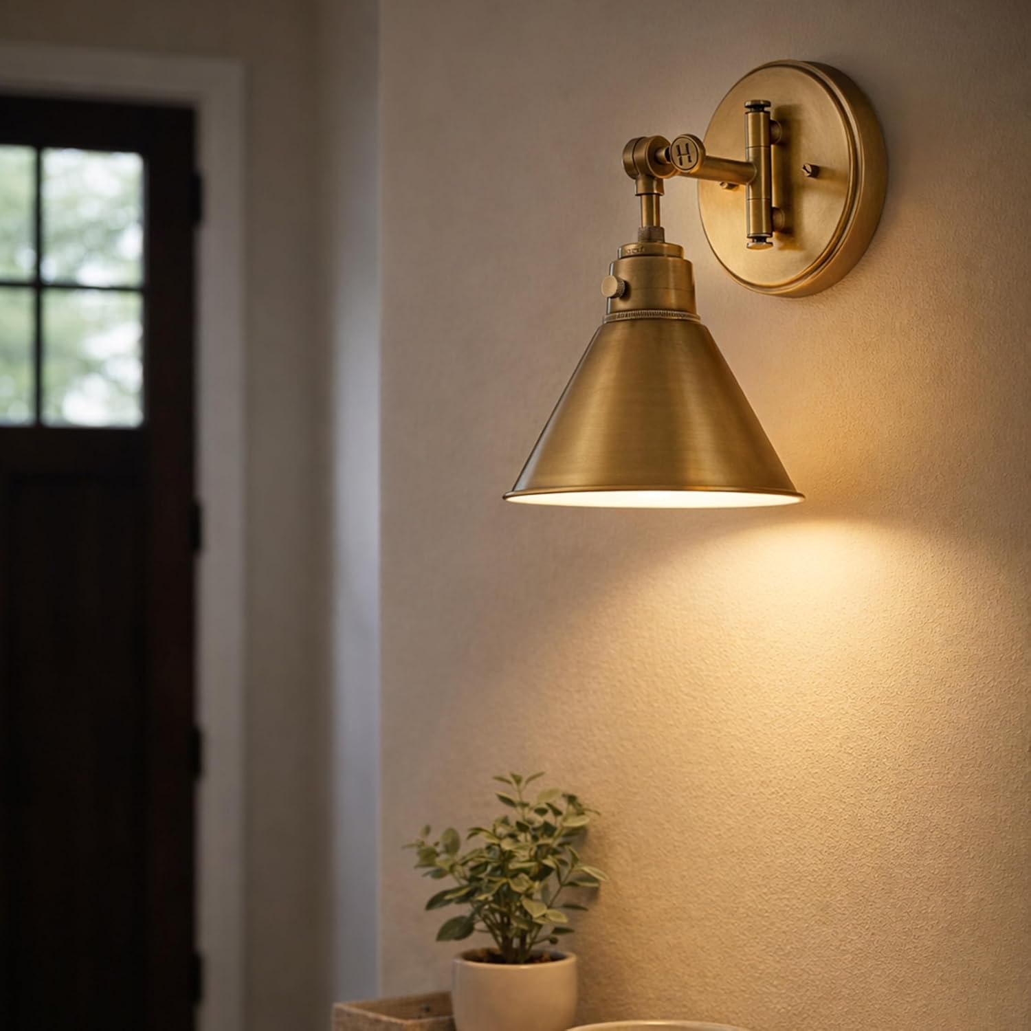 Hinkley Arti 3691HB Medium Adjustable Single Wall Sconce, Single Pivot Point, On/Off Switch, Heritage Brass