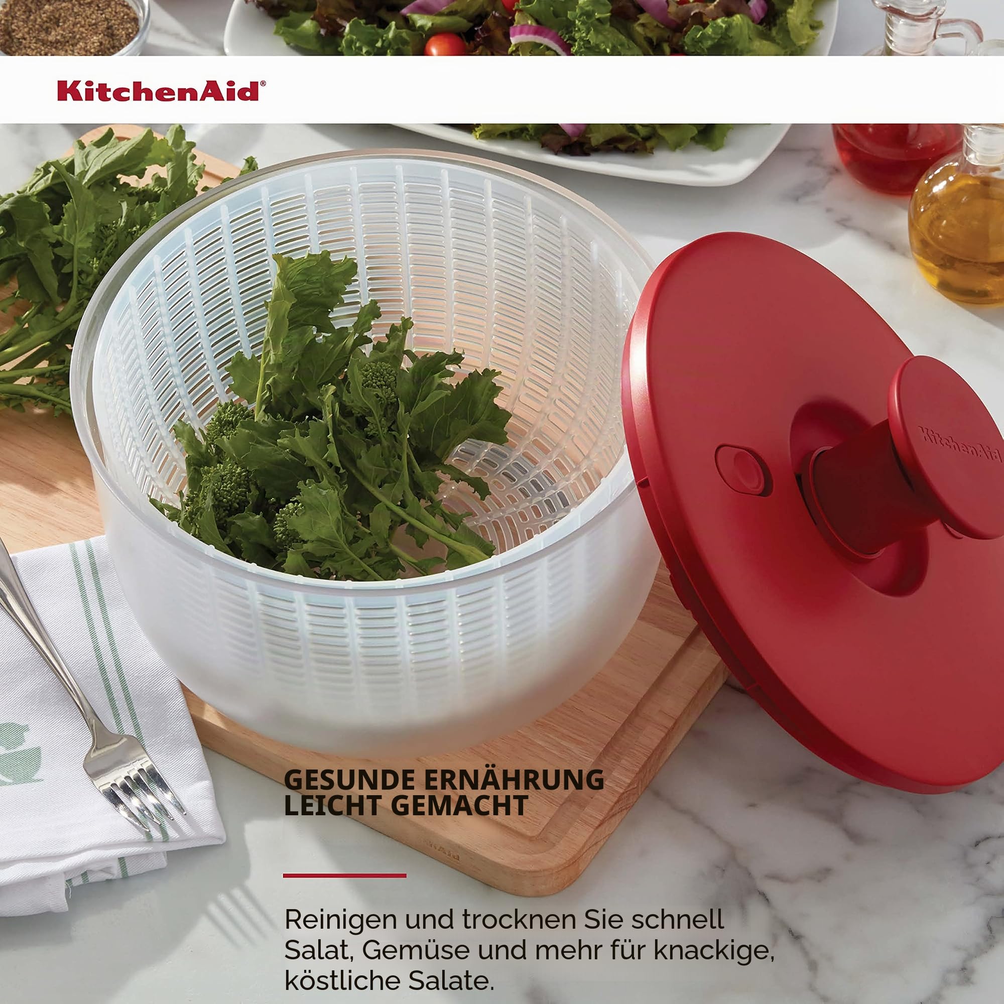 KitchenAid Universal-Salatschleuder mit abnehmbarer Schüssel, Sieb und Einhand-Pumpmechanismus, große Schüssel mit Nester und rutschfestem Boden, 7,43 Quart, Empire Red | Pumpmechanismus, große Schüssel, Kunststoff