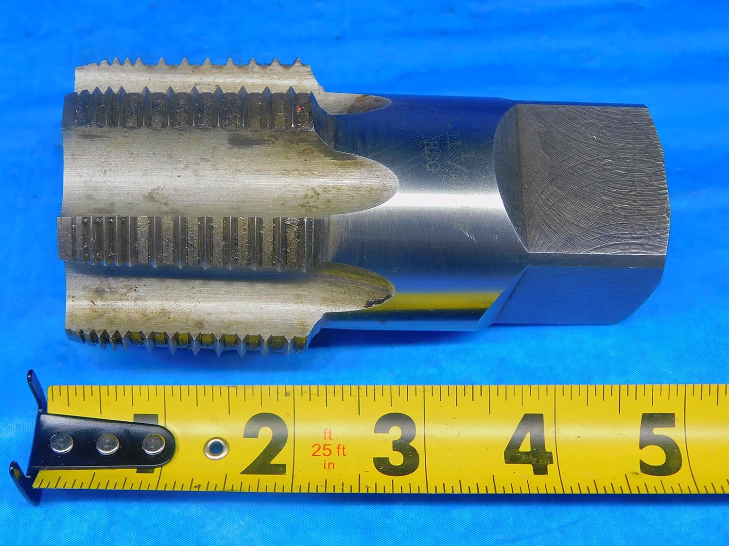 2" 11 1/2 NPTF HSG Interrupted Tooth Pipe TAP 6 Straight Flute 2.0 DRYSEAL - AR6065AR1