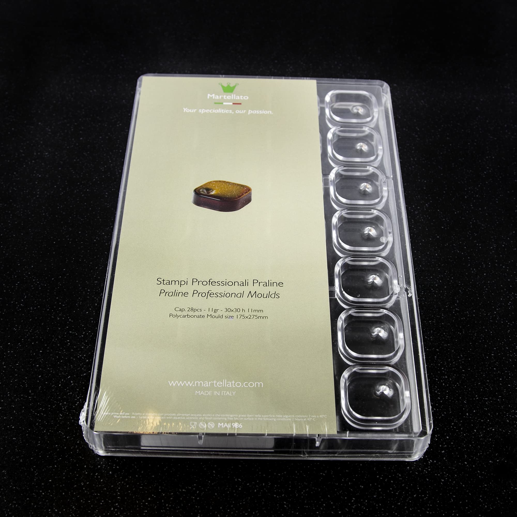 MA1986 - Martellato Professional Polycarbonate Chocolate Mould - Rounded Square with Dimple
