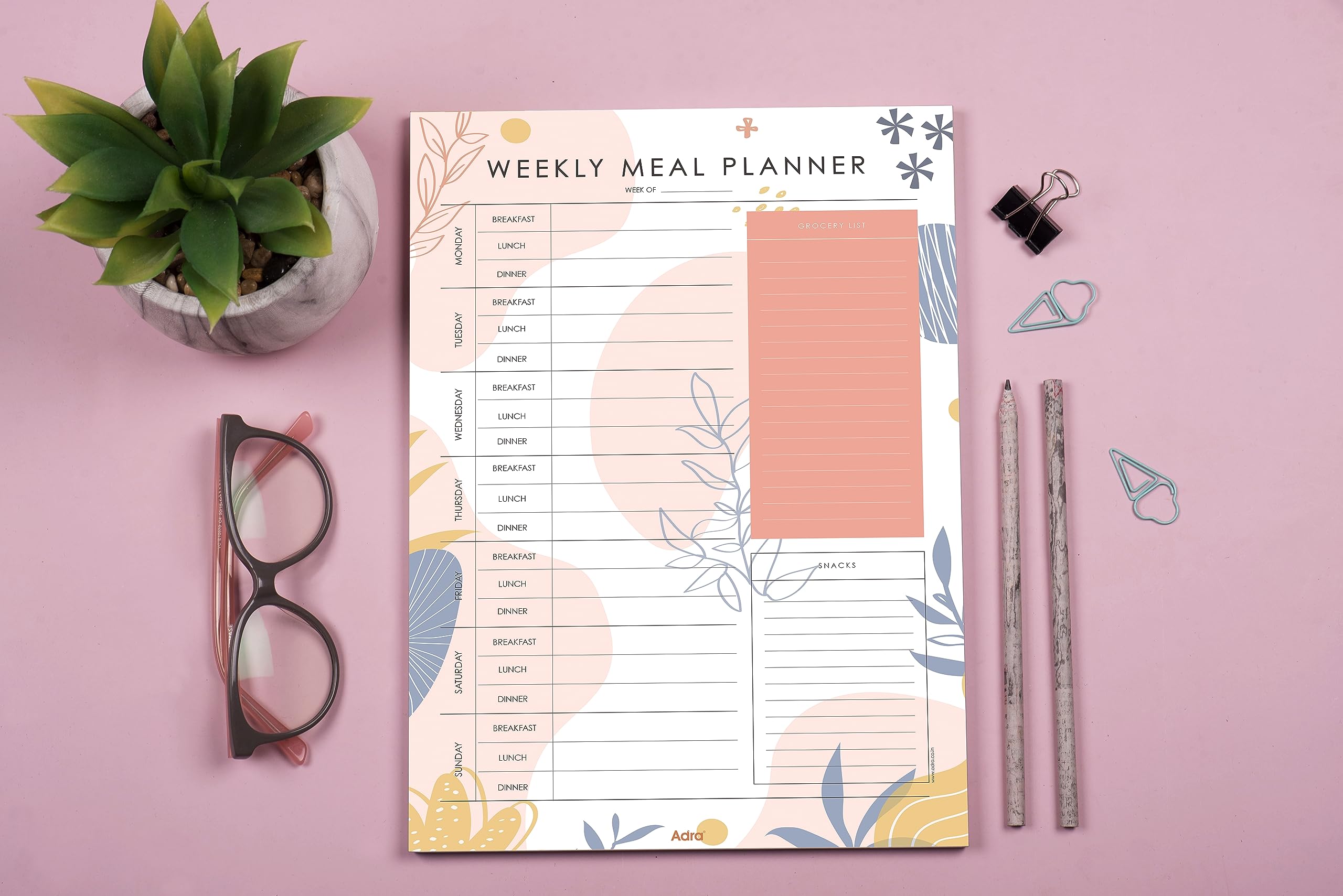 Meal Planner | Weekly Planner | Personal Planner Journal | Grocery List | Tear Off Book | 8.25 x 11.25 Inche | 31 Sheets