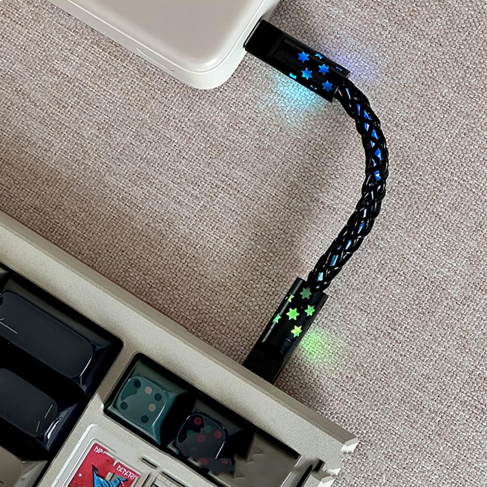 Krótki kabel 7 cali, USB 2.0 typu C do typu C, podłączenie klawiatury, transmisja danych, do klawiatury.